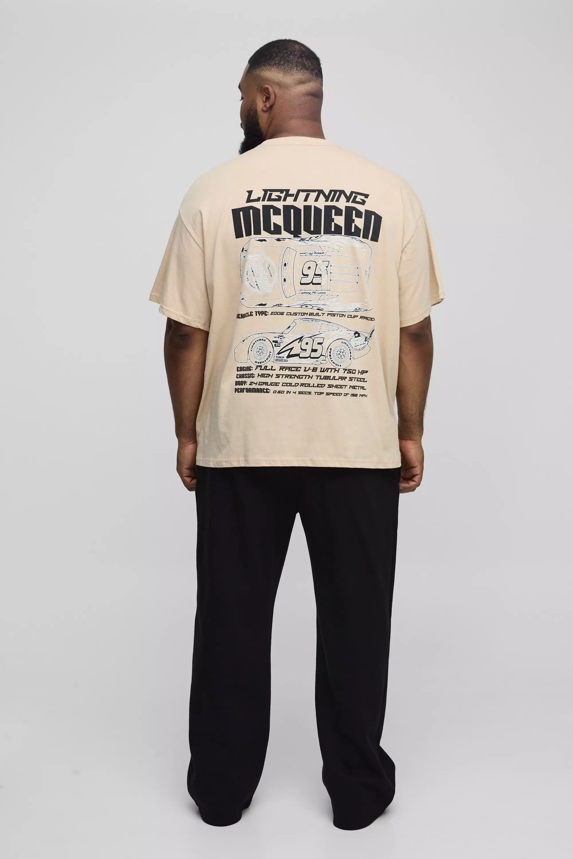 Plus Oversized Disney Cars Wash License Print T-shirt | boohooMAN USA