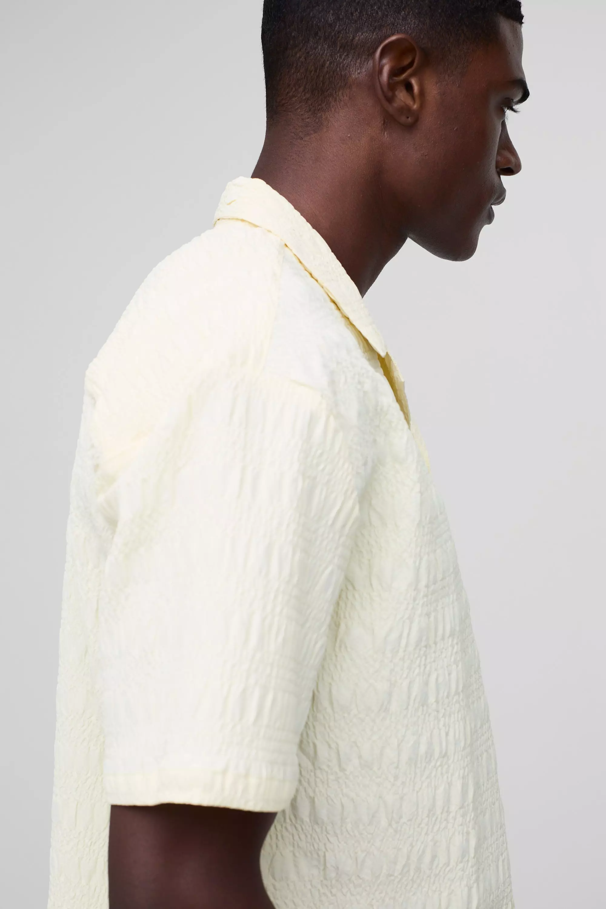 Yellow Man Oversized Seersucker Revere Shirt alternative image
