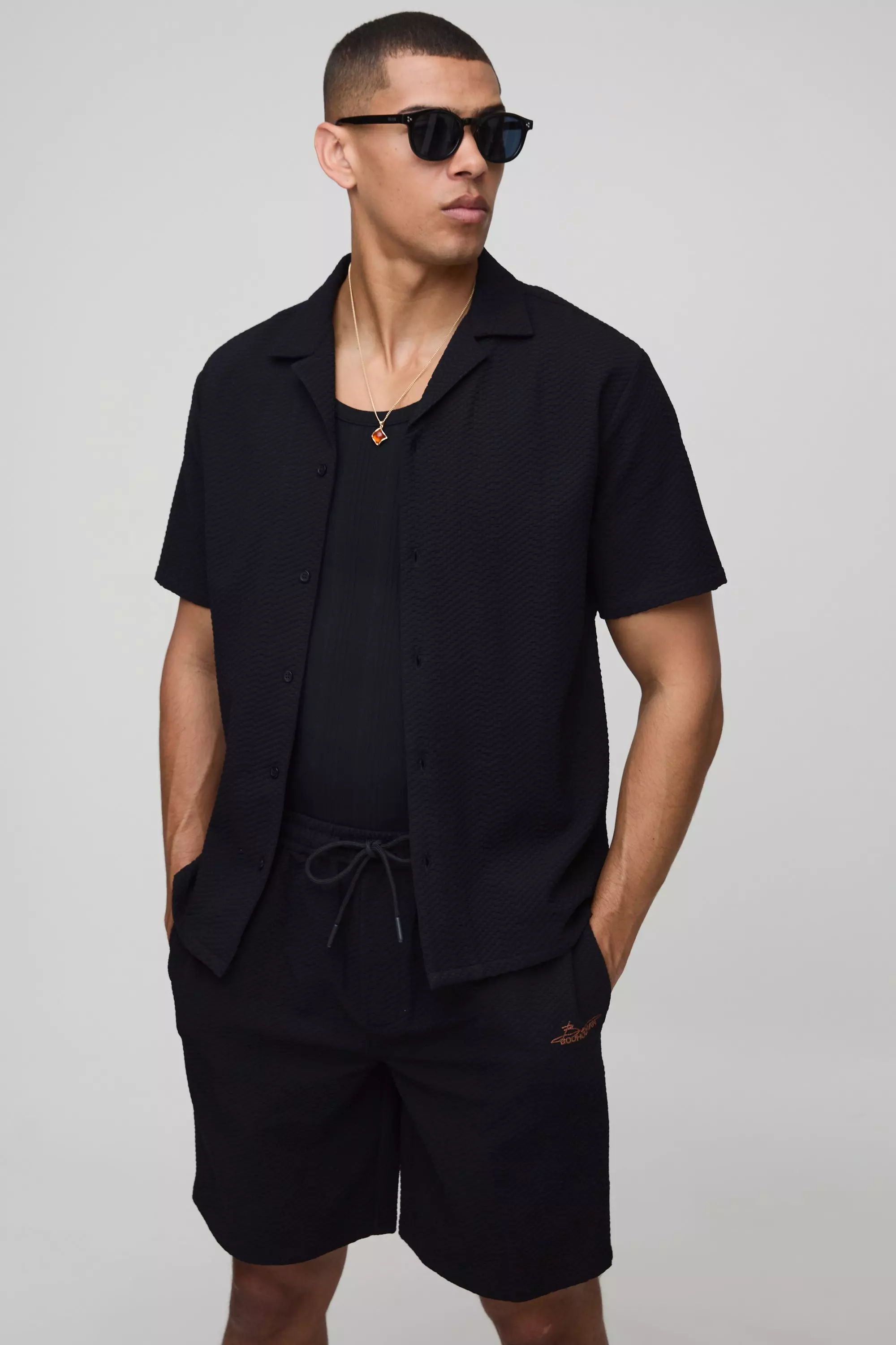 Black Regular Fit Textured Revere Shirt & Short Set alternative image