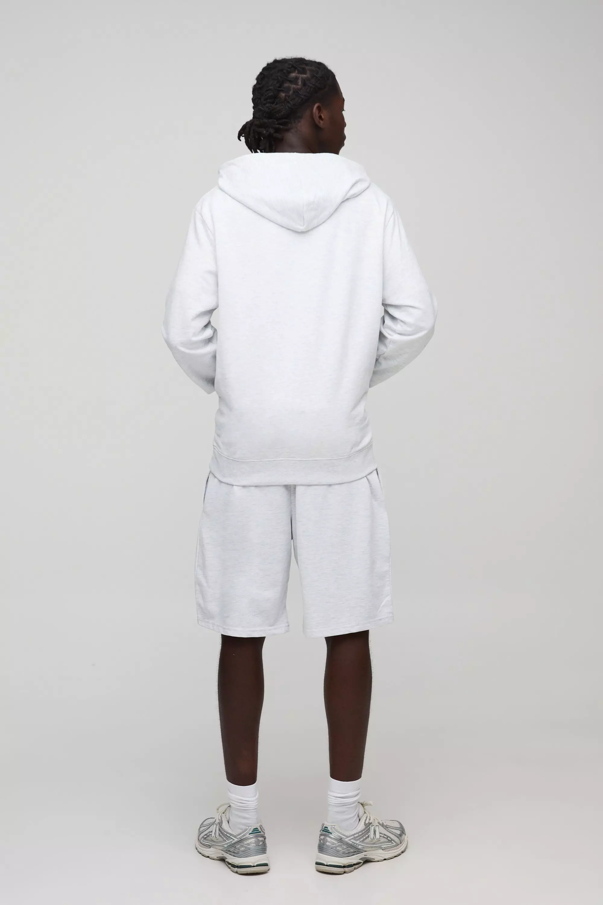Oversized Mid Length Basic Lightweight Short | boohooMAN USA