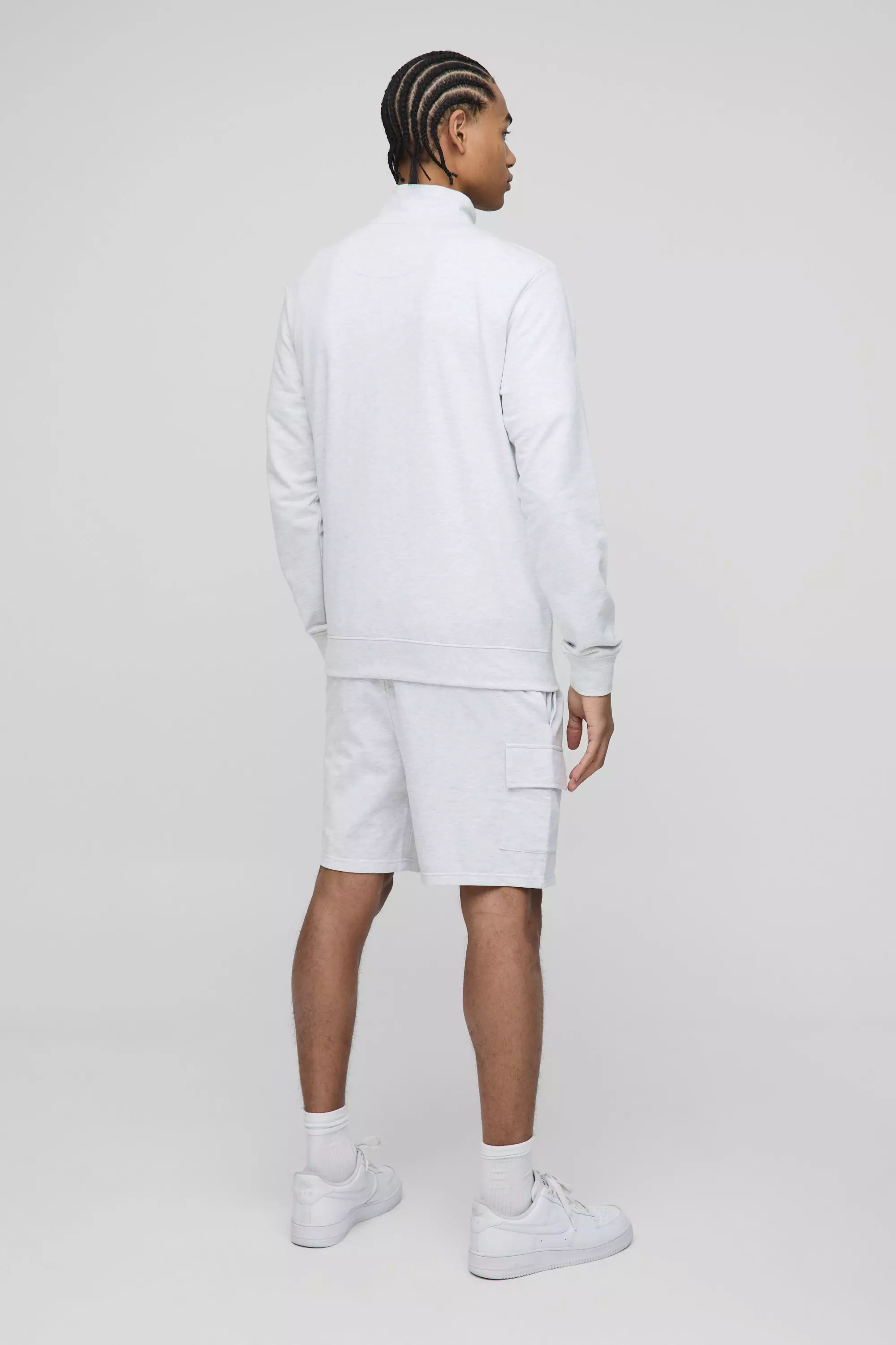 Relaxed Fit Mid Length Basic Lightweight Cargo Shorts | boohooMAN USA