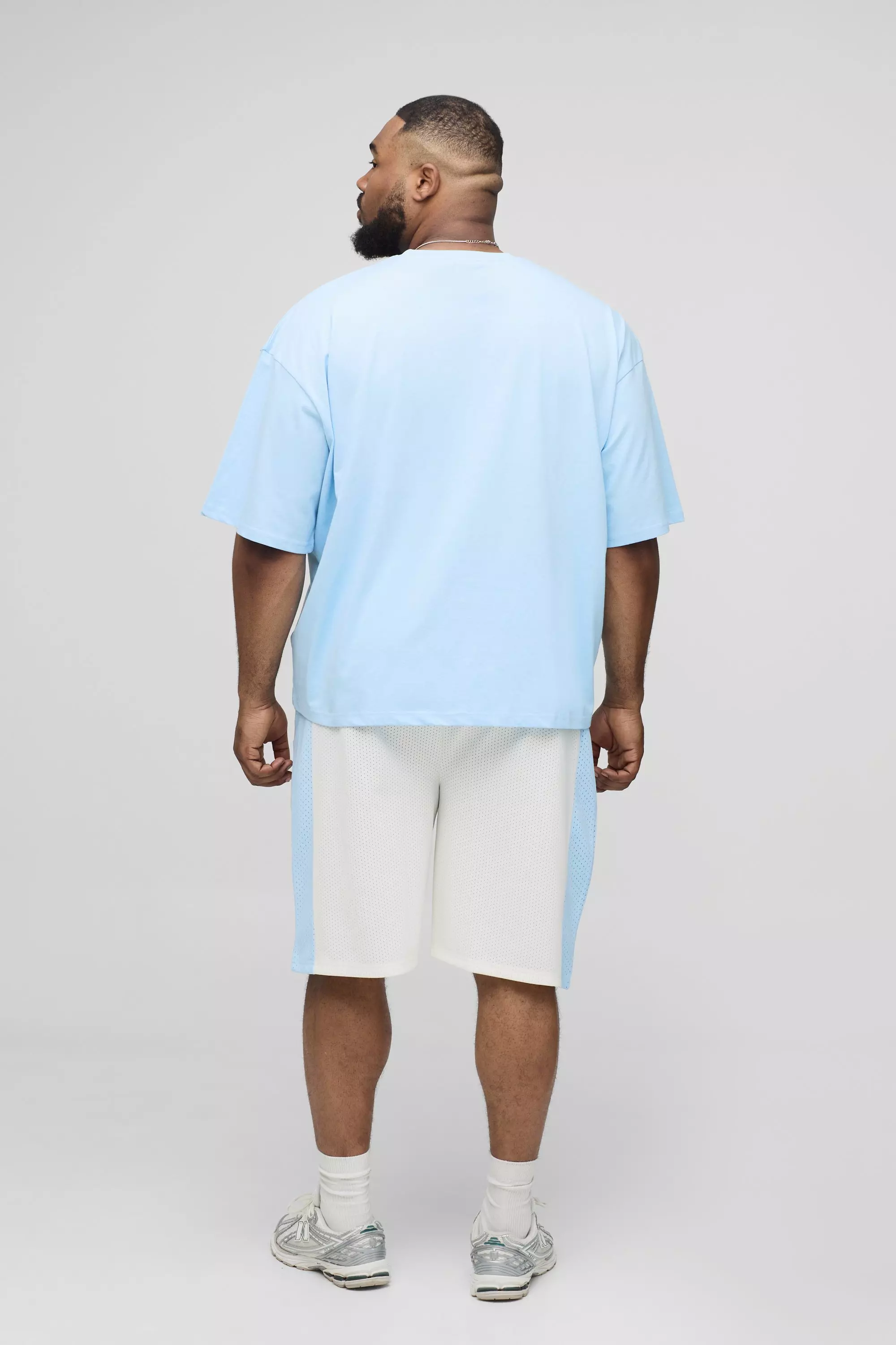 【boohoo】OFCLバスケットボールTシャツ&ショーツセット boohoo】OFCL バスケットボールTシャツ&ショート セットアップ
