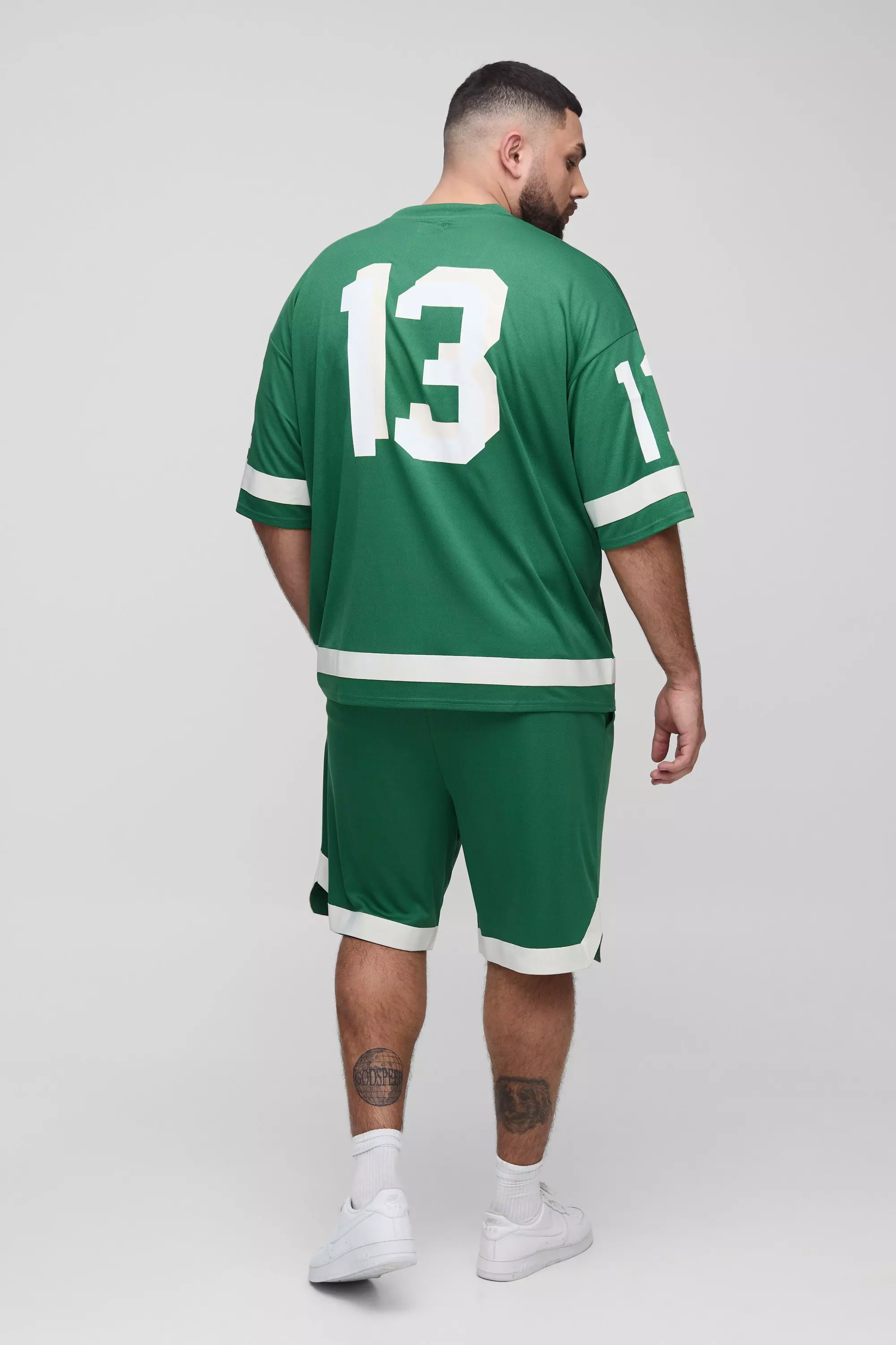 ◆ boohoo ◆ レギュラーパフォーマンス Tシャツ / dark green Oversized Extended Neck Heavyweight T-shirt | boohooMAN UK