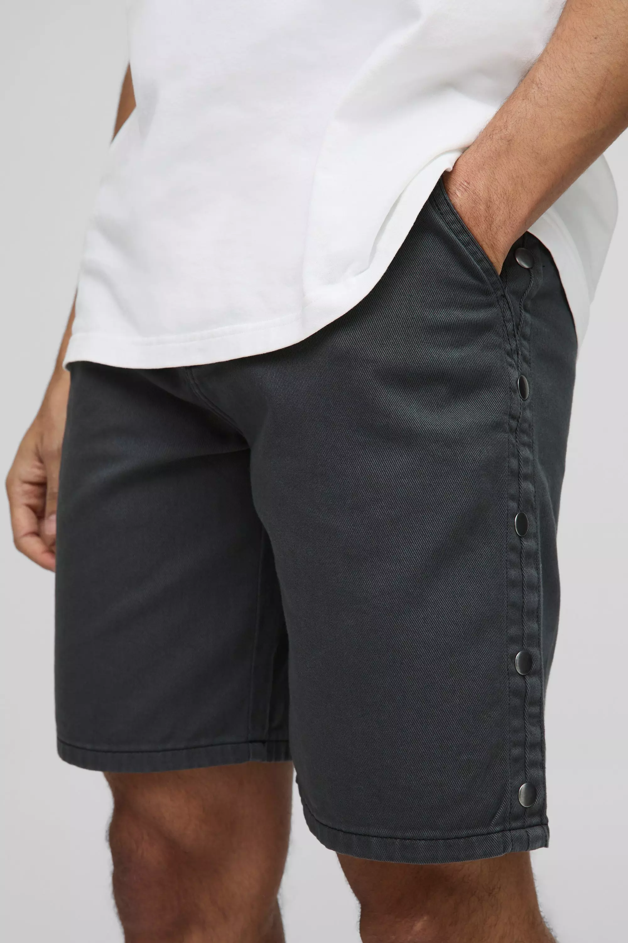 Lockere Twill-Shorts mit Druckknöpfen, Charcoal alternatives Bild