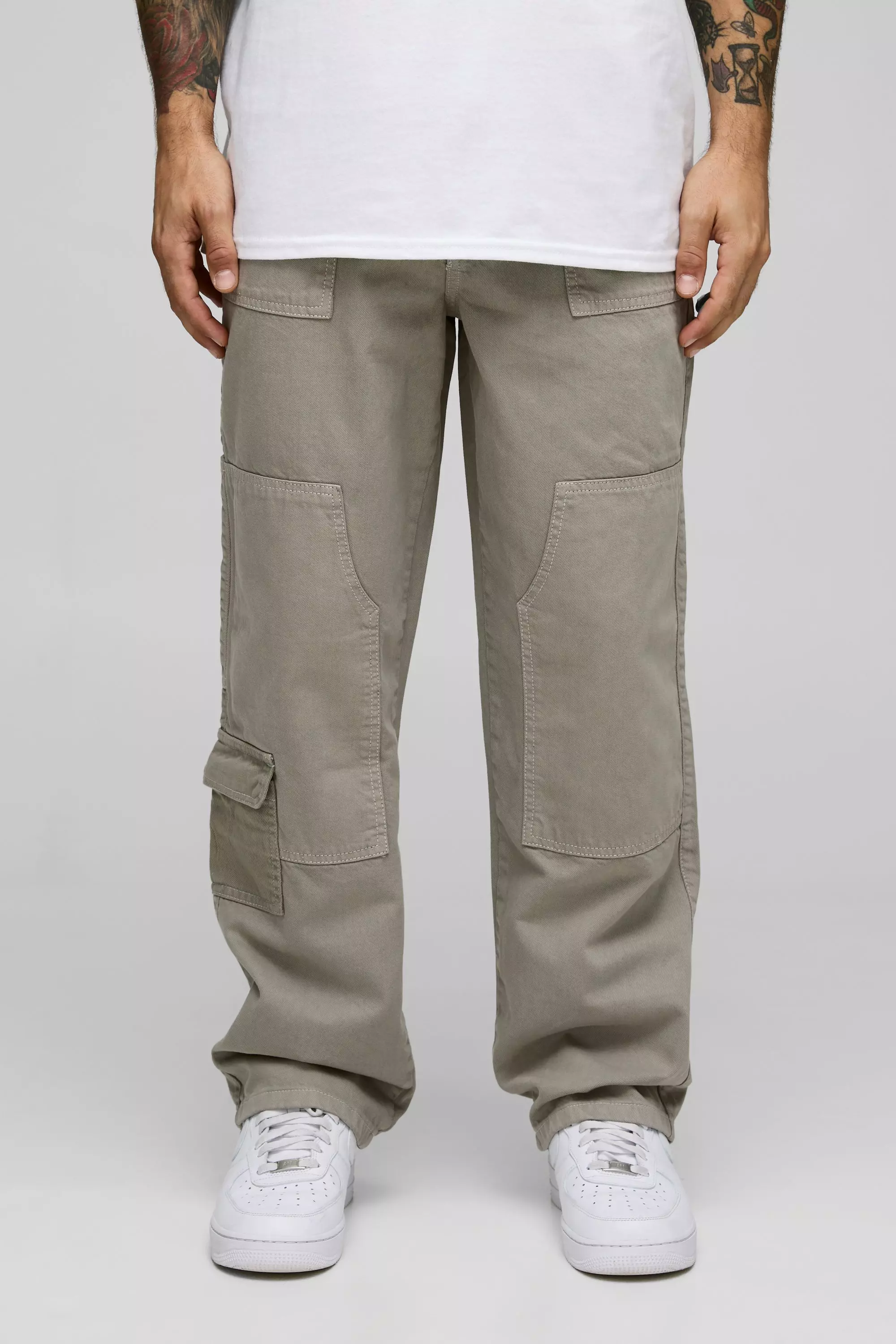 Relaxed Twill Carpenter Cargo Cropped Trousers | boohooMAN USA