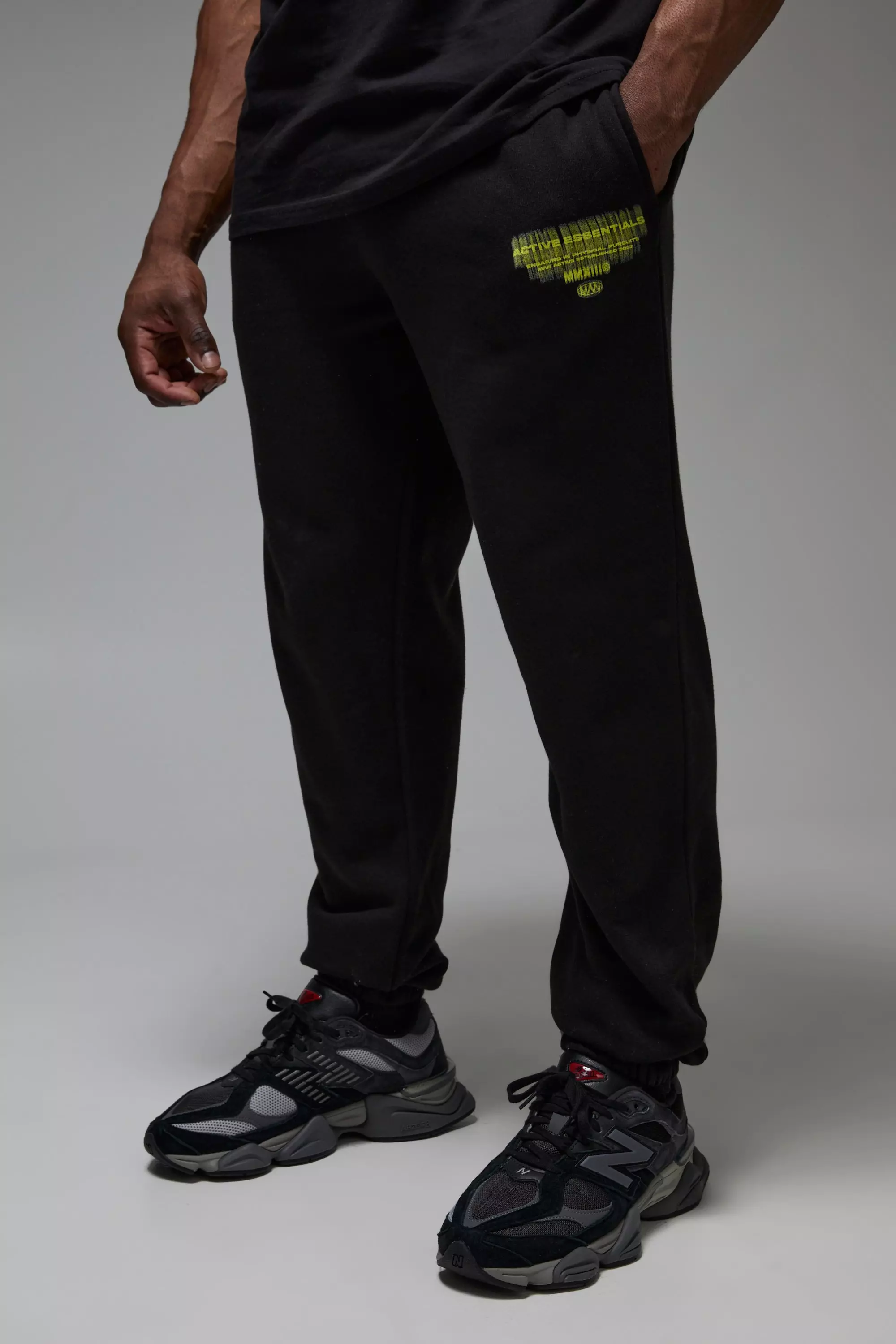Black Man Active Essentials Blurred Oversized Sweatpants alternative image