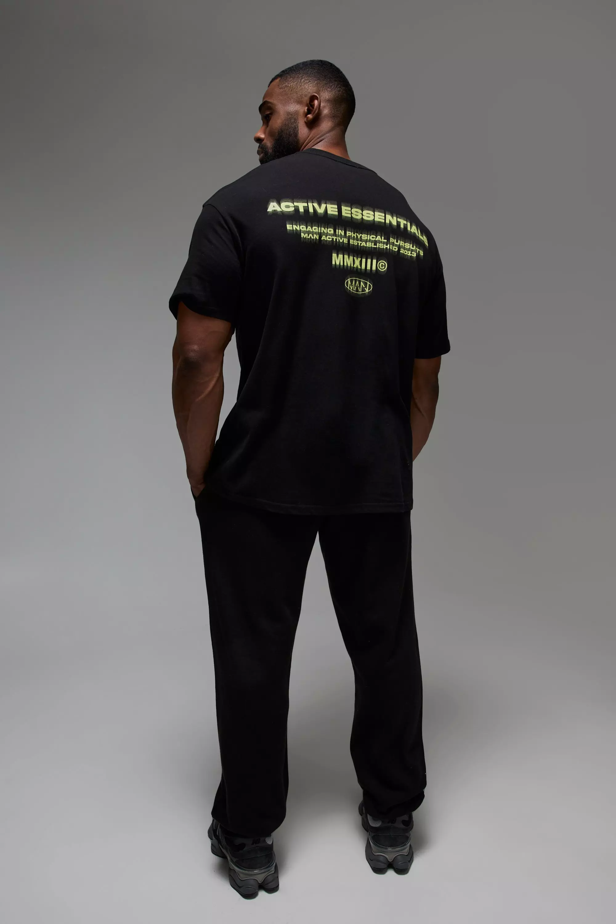 Black Man Active Essentials Blurred Oversized Sweatpants alternative image