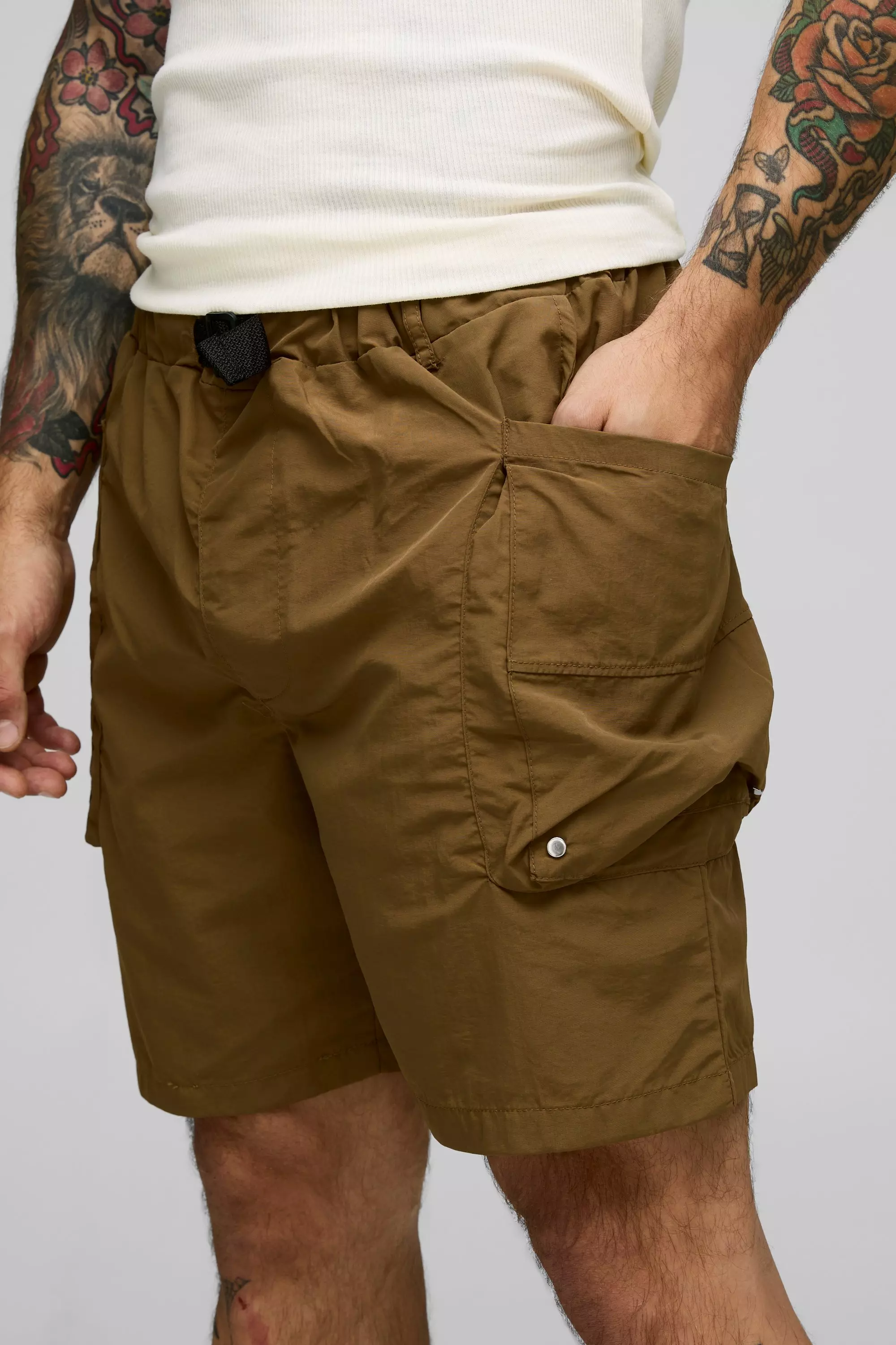 Khaki Elasticated Waist Relaxed Crinkle Nylon Cargo Shorts alternative image