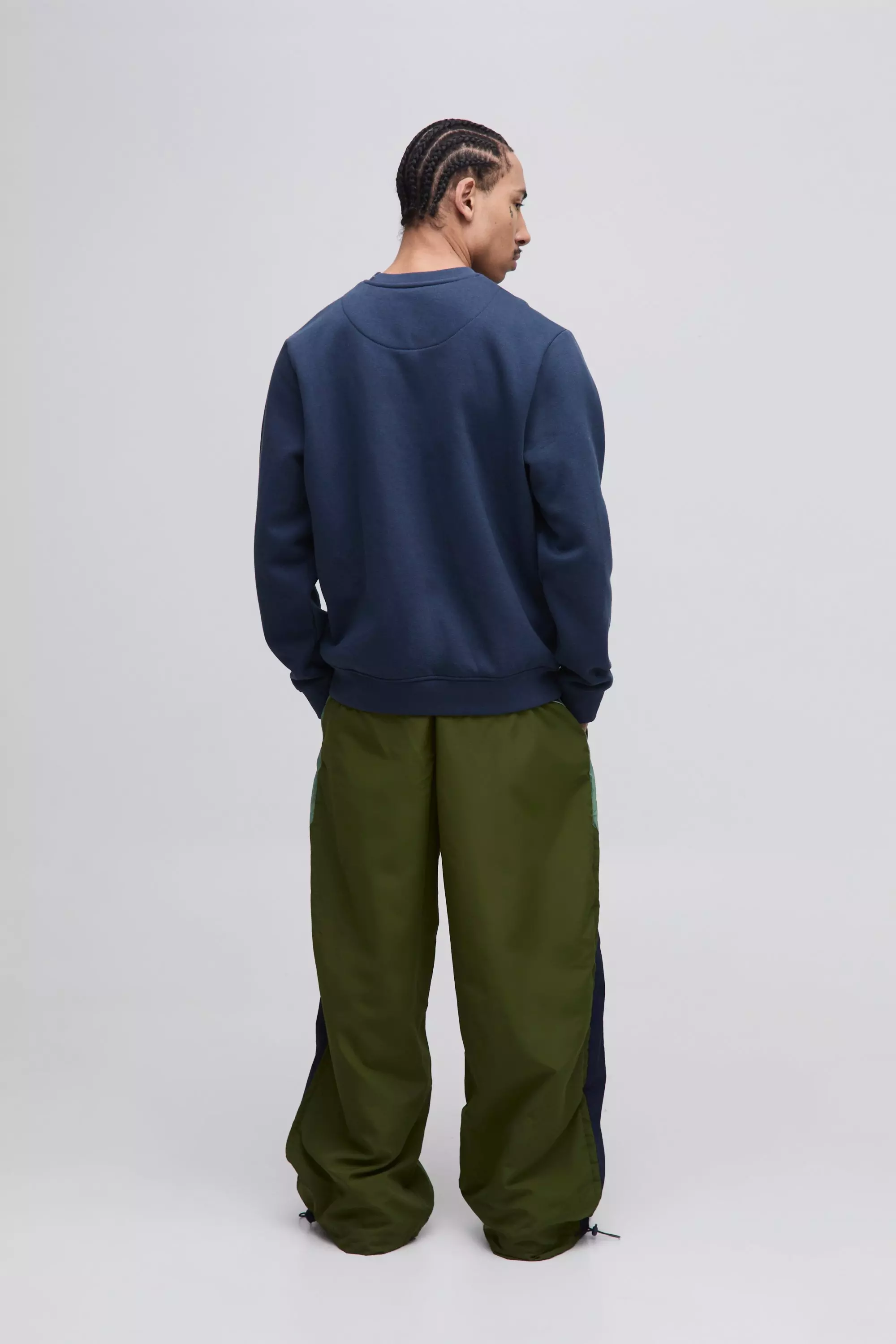 Relaxed Heavyweight Twill Panelled Cargo Trousers | boohooMAN USA