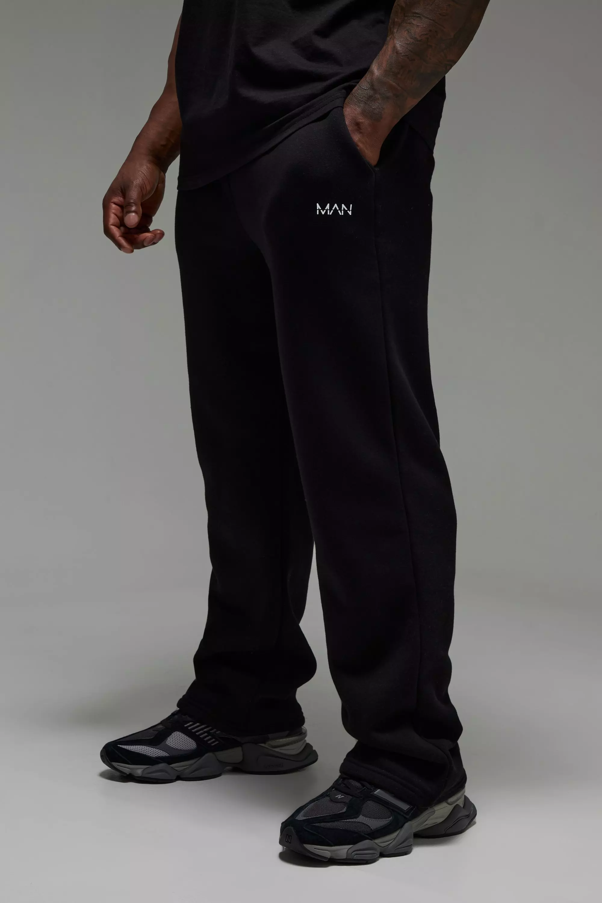 Black Man Active Straight Leg Man Dash Jogger alternative image