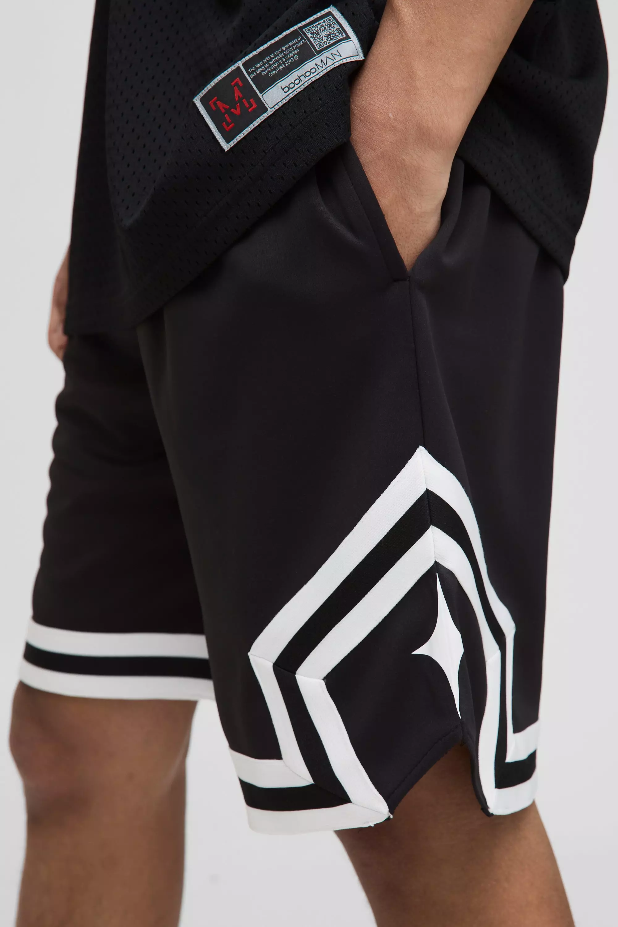 Black Mid Length Tape Detail Basketball Shorts alternative image