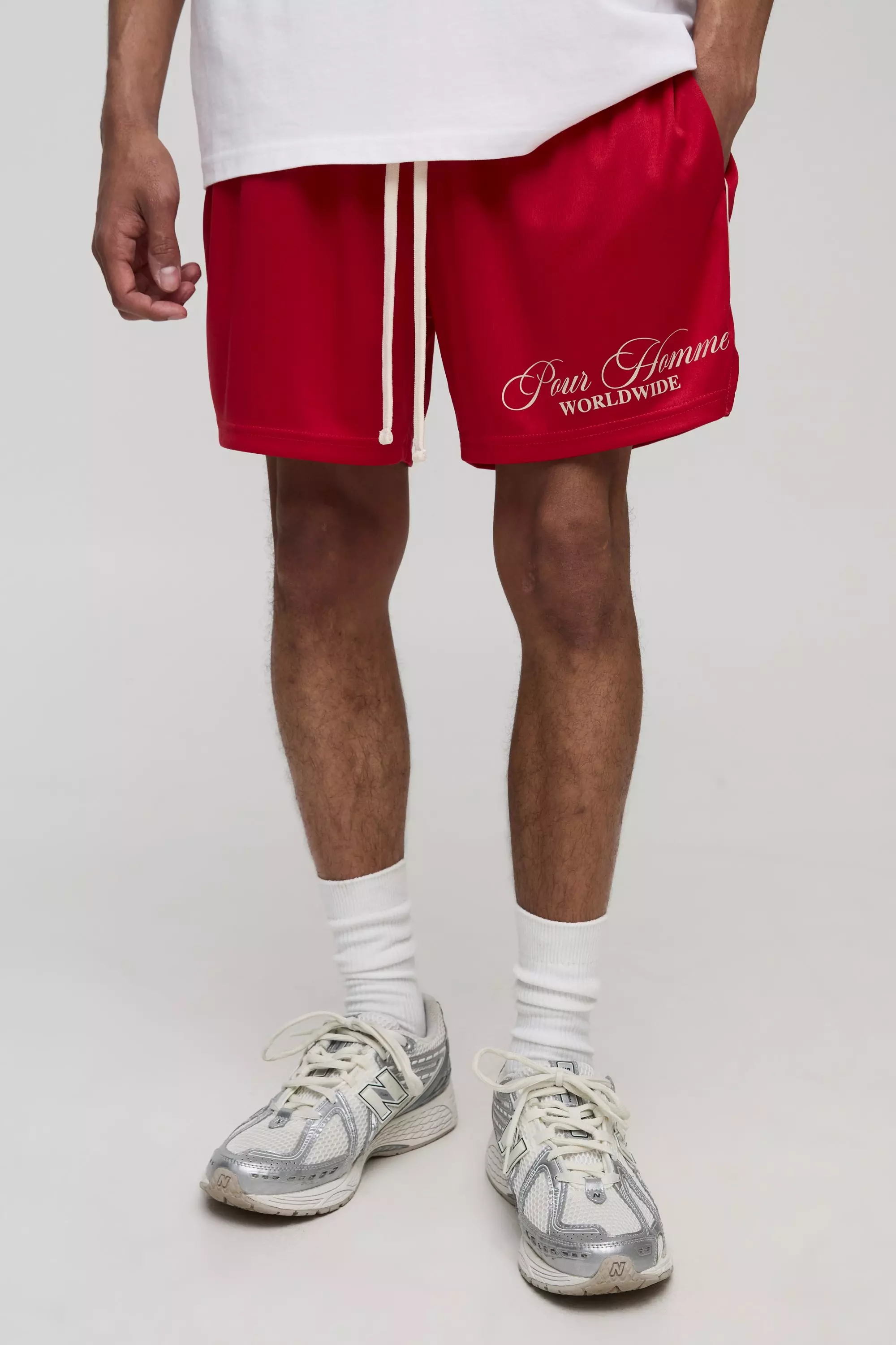 Red Relaxed Homme Short Length Sports Shorts alternative image