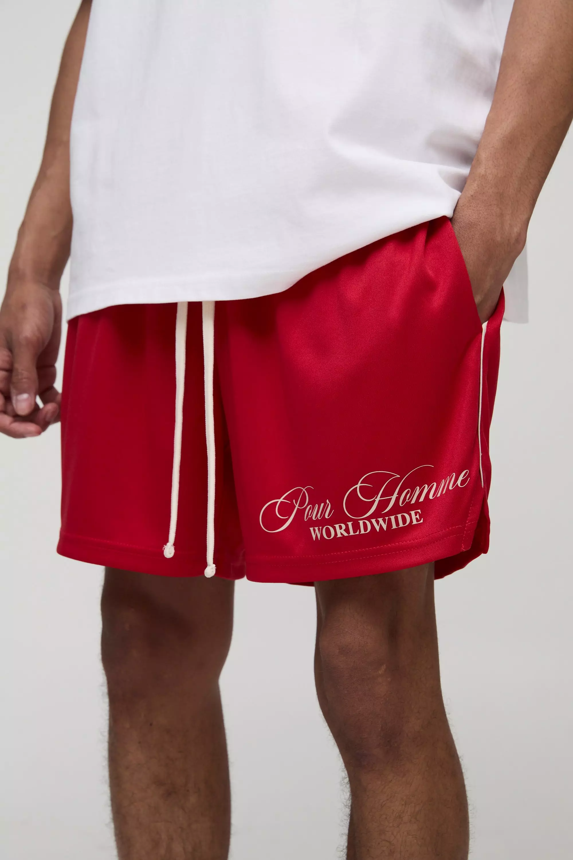 Red Relaxed Homme Short Length Sports Shorts alternative image