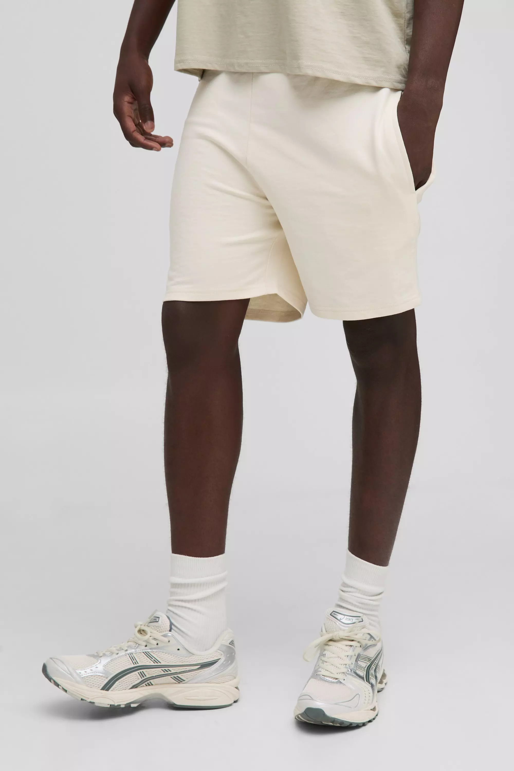 Slim Fit Short Length Basic Lightweight Shorts | boohooMAN UK