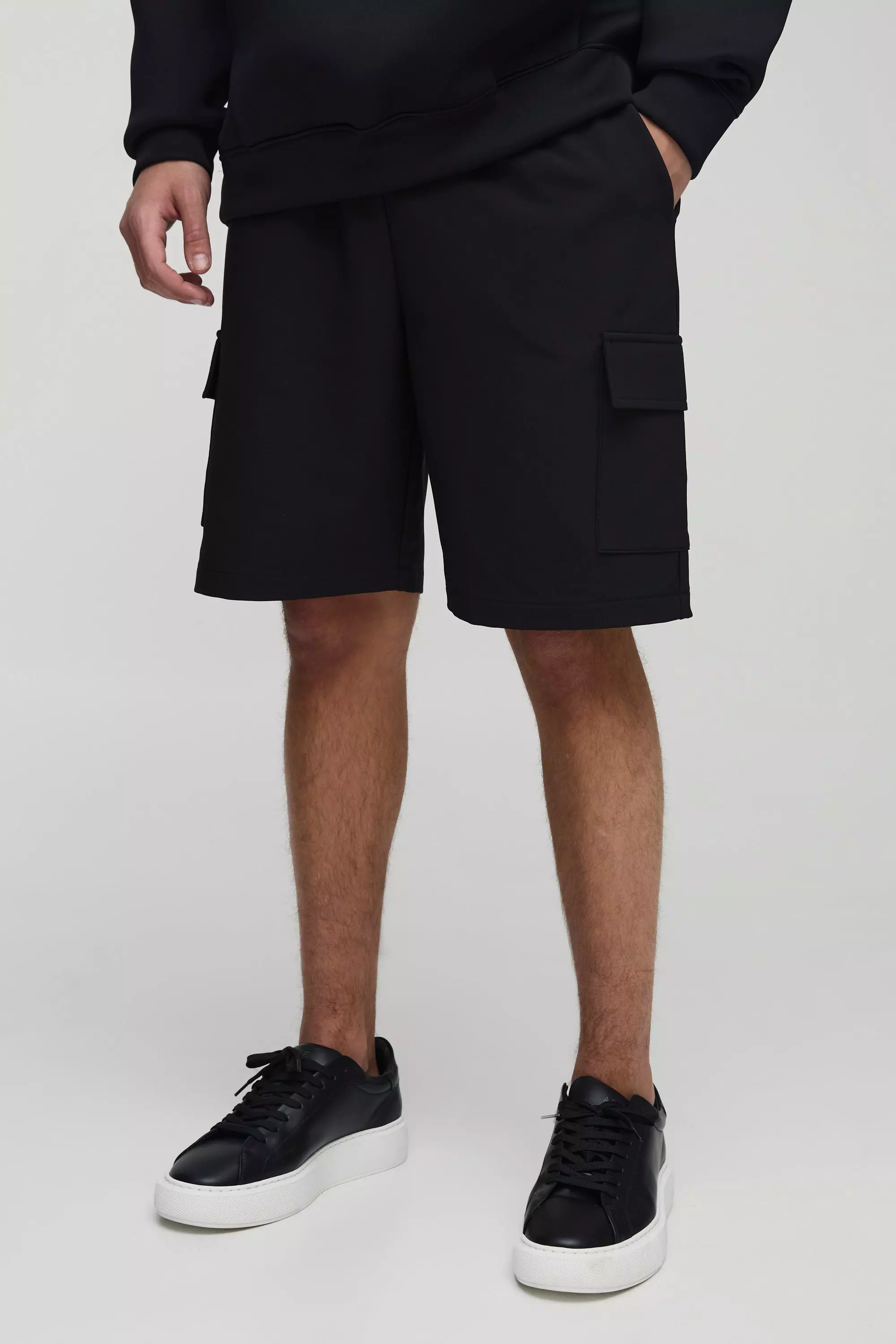 Lockere Stretch Cargo-Shorts mit elastischem Bund, Black alternatives Bild