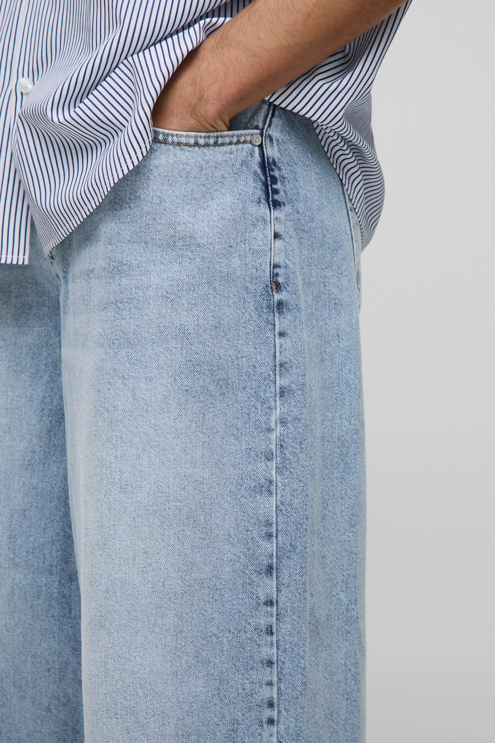 Parachute Baggy Blue Washed Jeans | boohooMAN USA