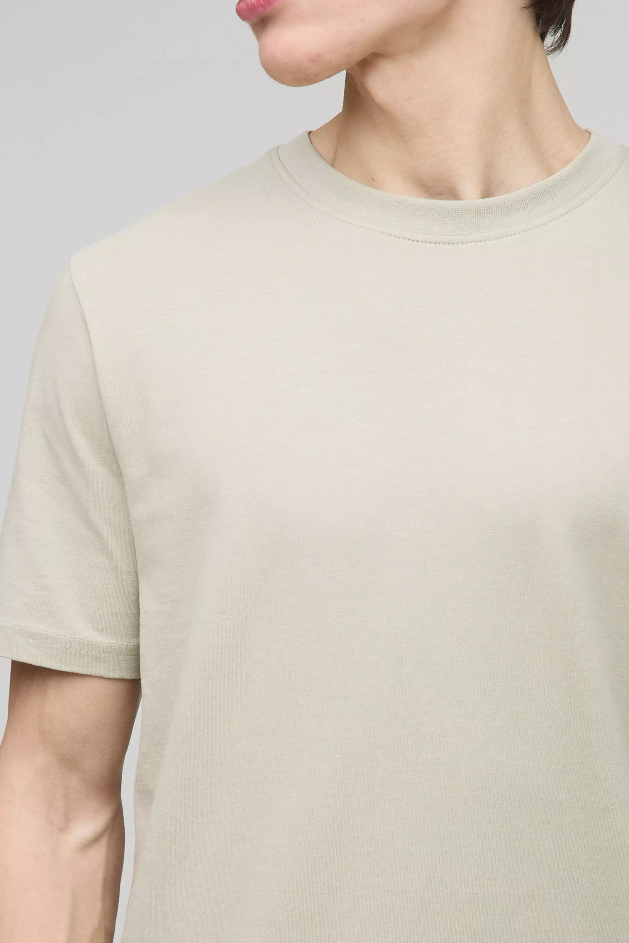 Light khaki Tall Basic Muscle Fit Crew Neck T-Shirt alternative image