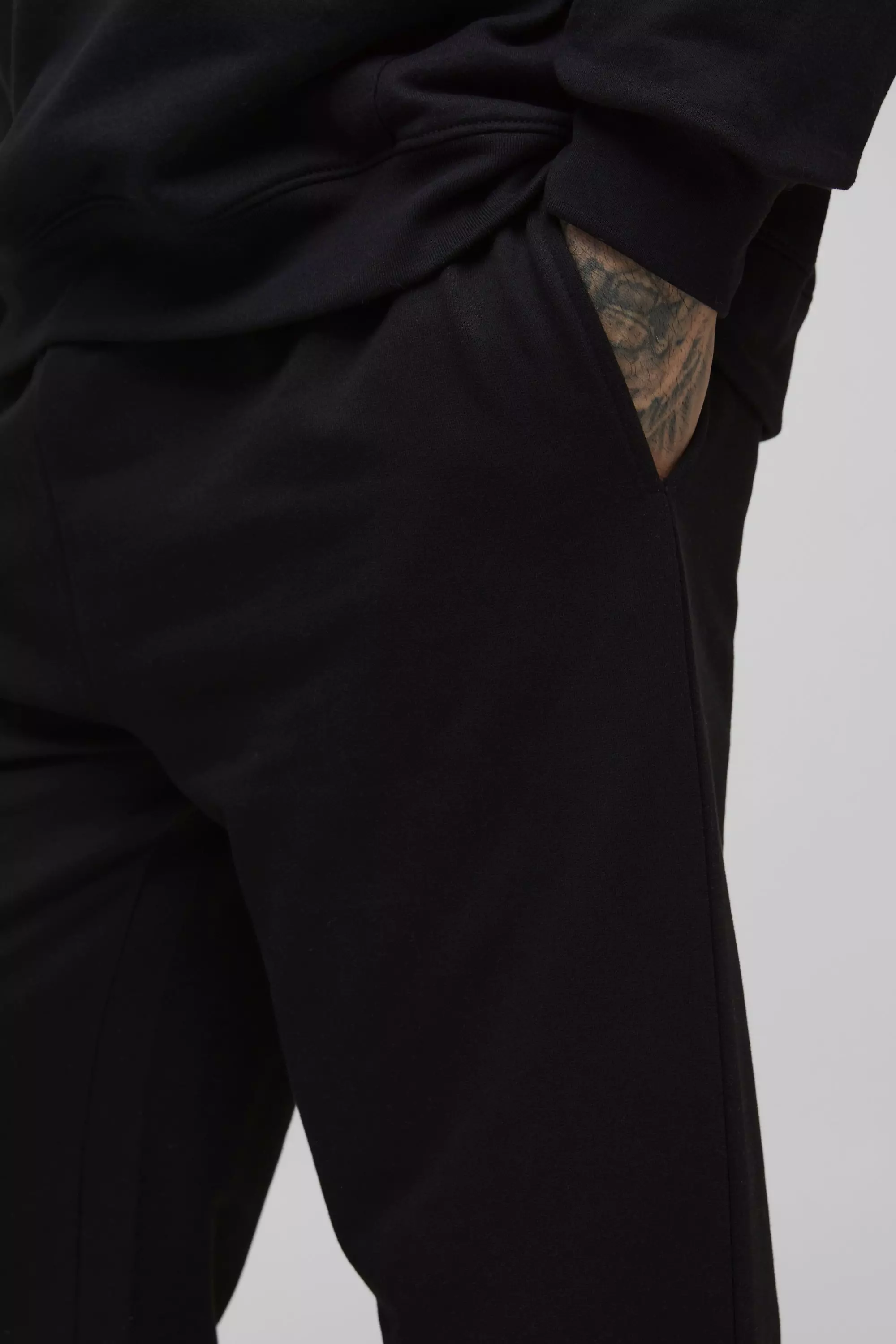 Tall Lightweight Relaxed Fit Basic Sweatpants | boohooMAN USA