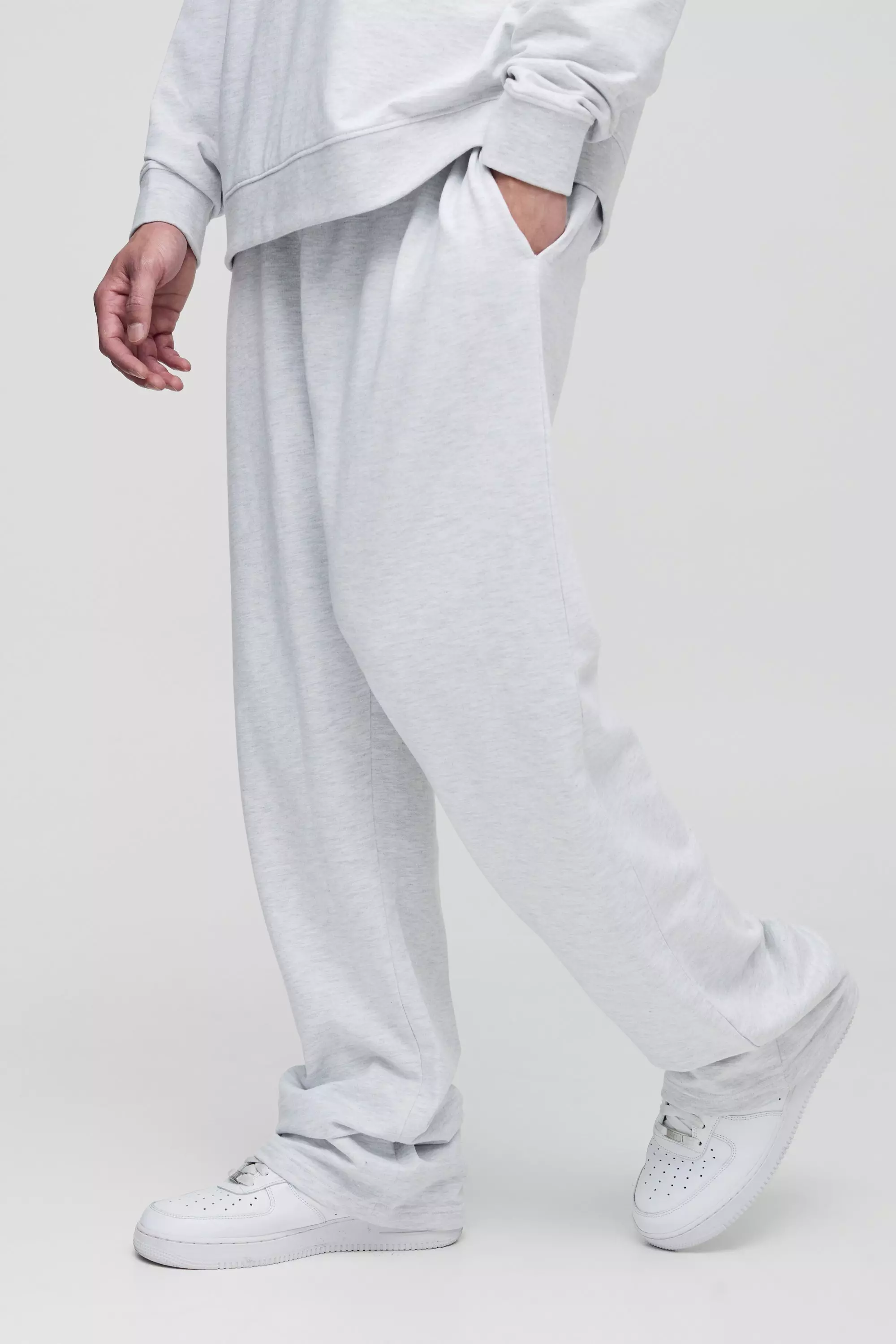 Tall Lightweight Relaxed Fit Basic Sweatpants | boohooMAN USA