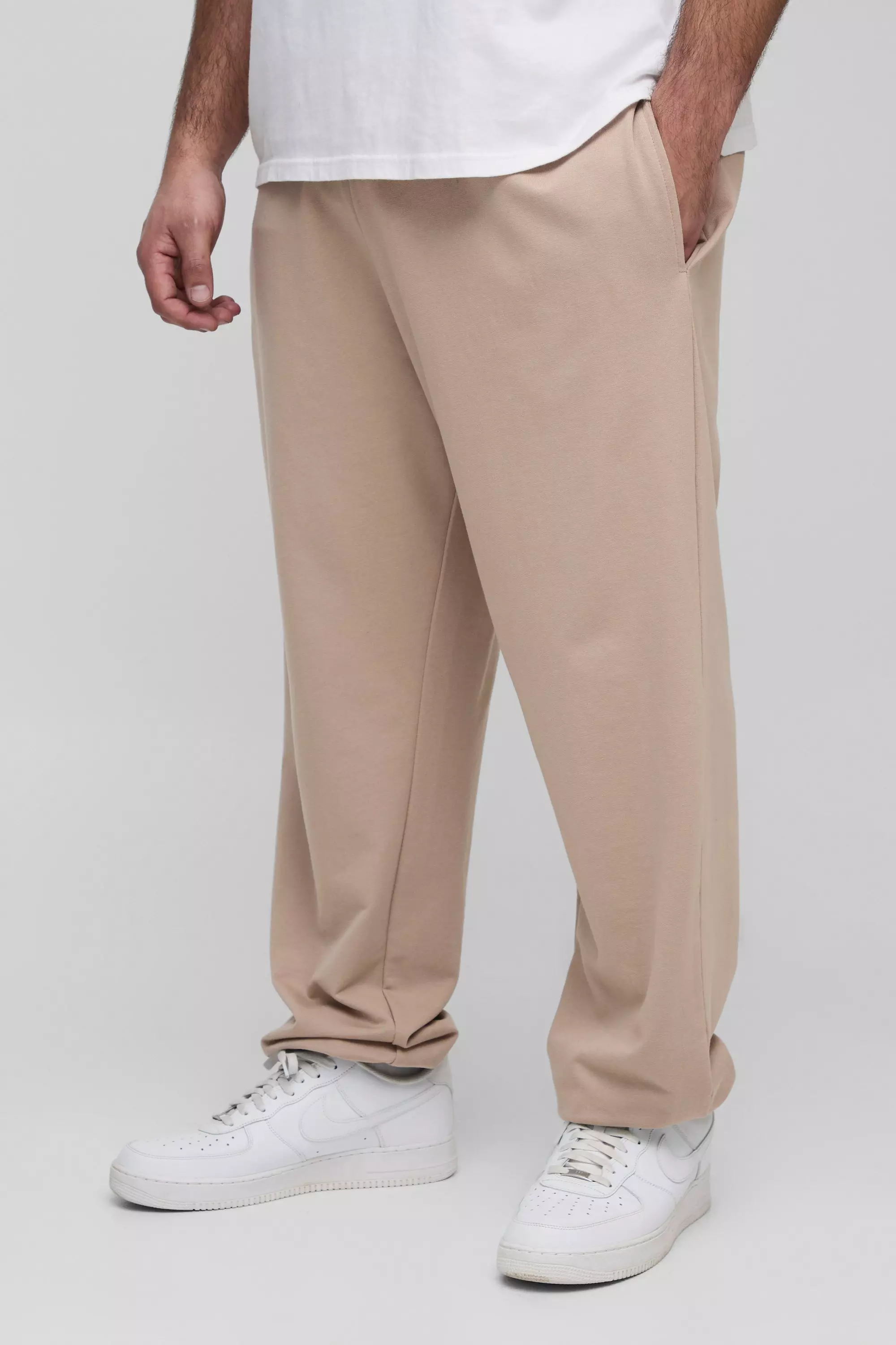 Mocha Plus Lightweight Oversized Fit Basic Sweatpants alternative image