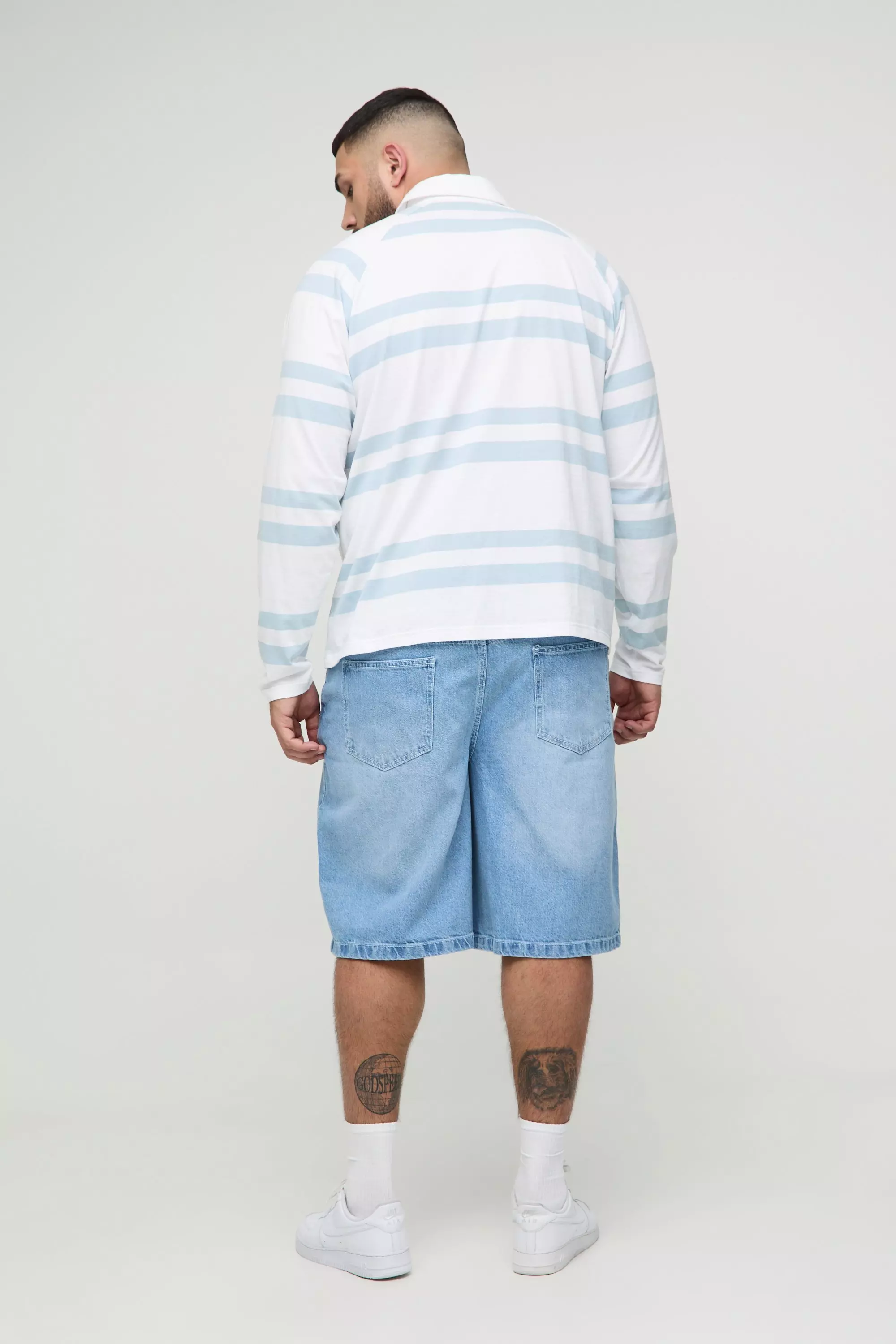 Light wash Plus Contrast Stitch Relaxed Fit Jorts alternative image