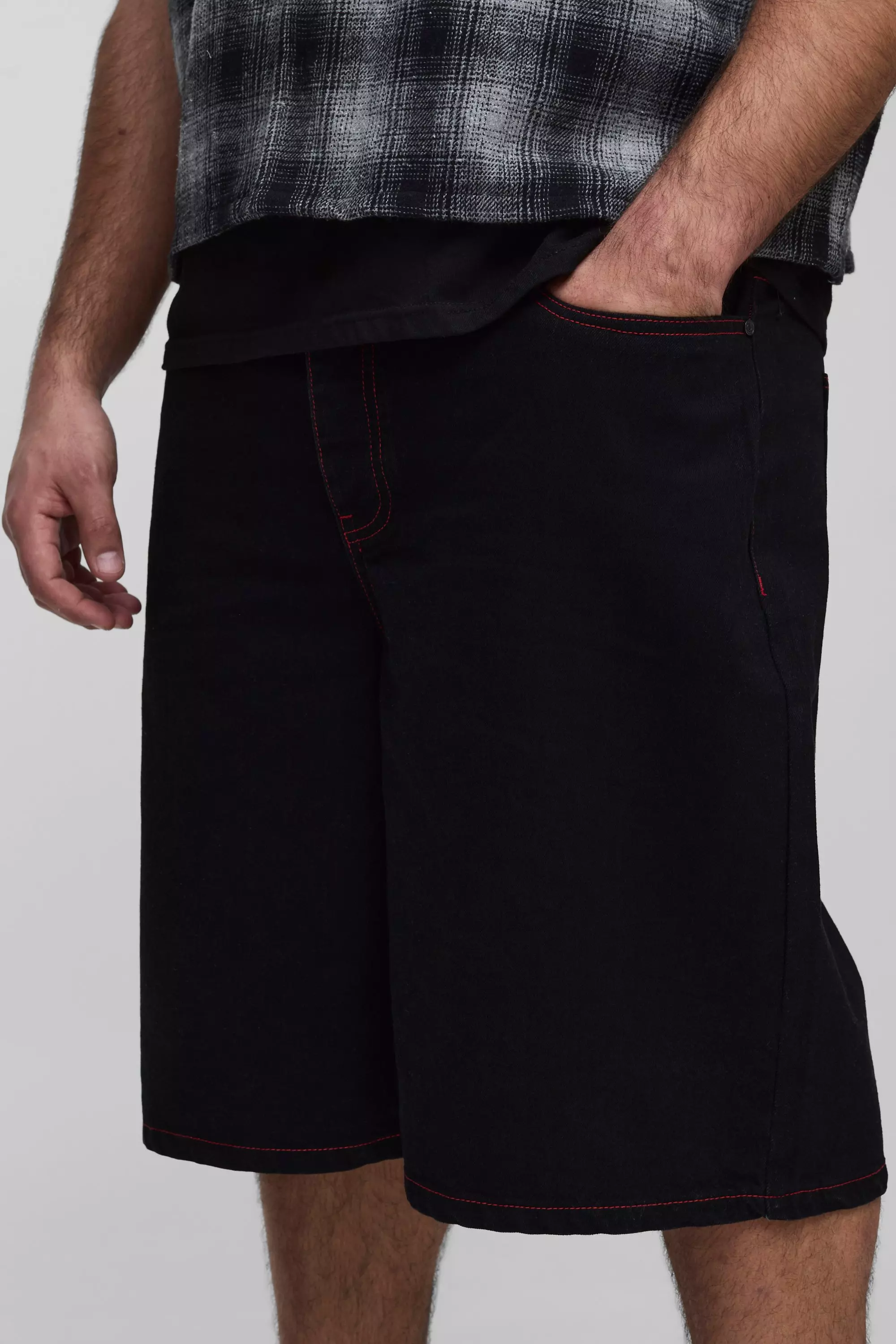 Black Plus Contrast Stitch Relaxed Fit Jorts alternative image