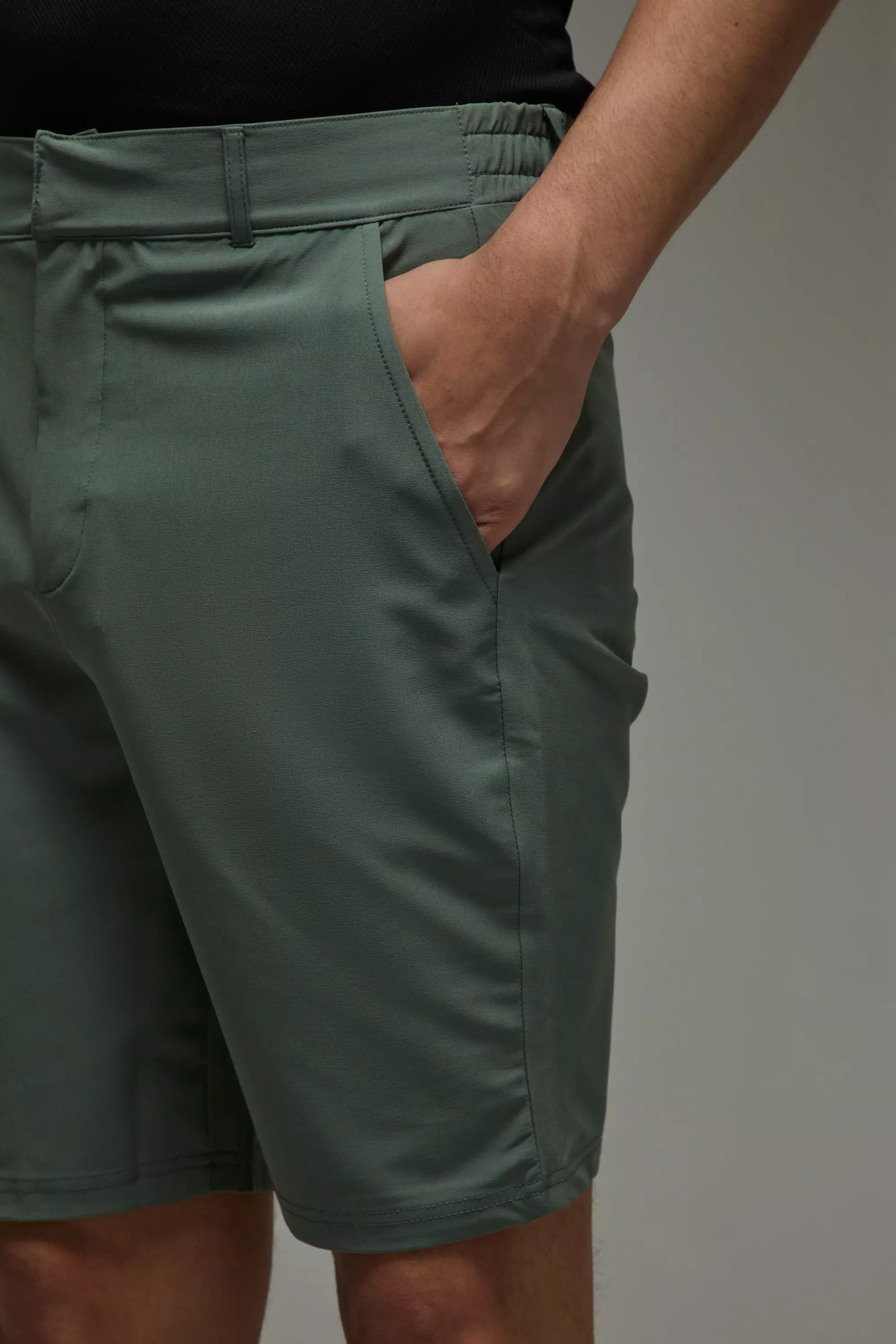 Green Man Active Slim Fit Golf 8.5inch Short alternative image