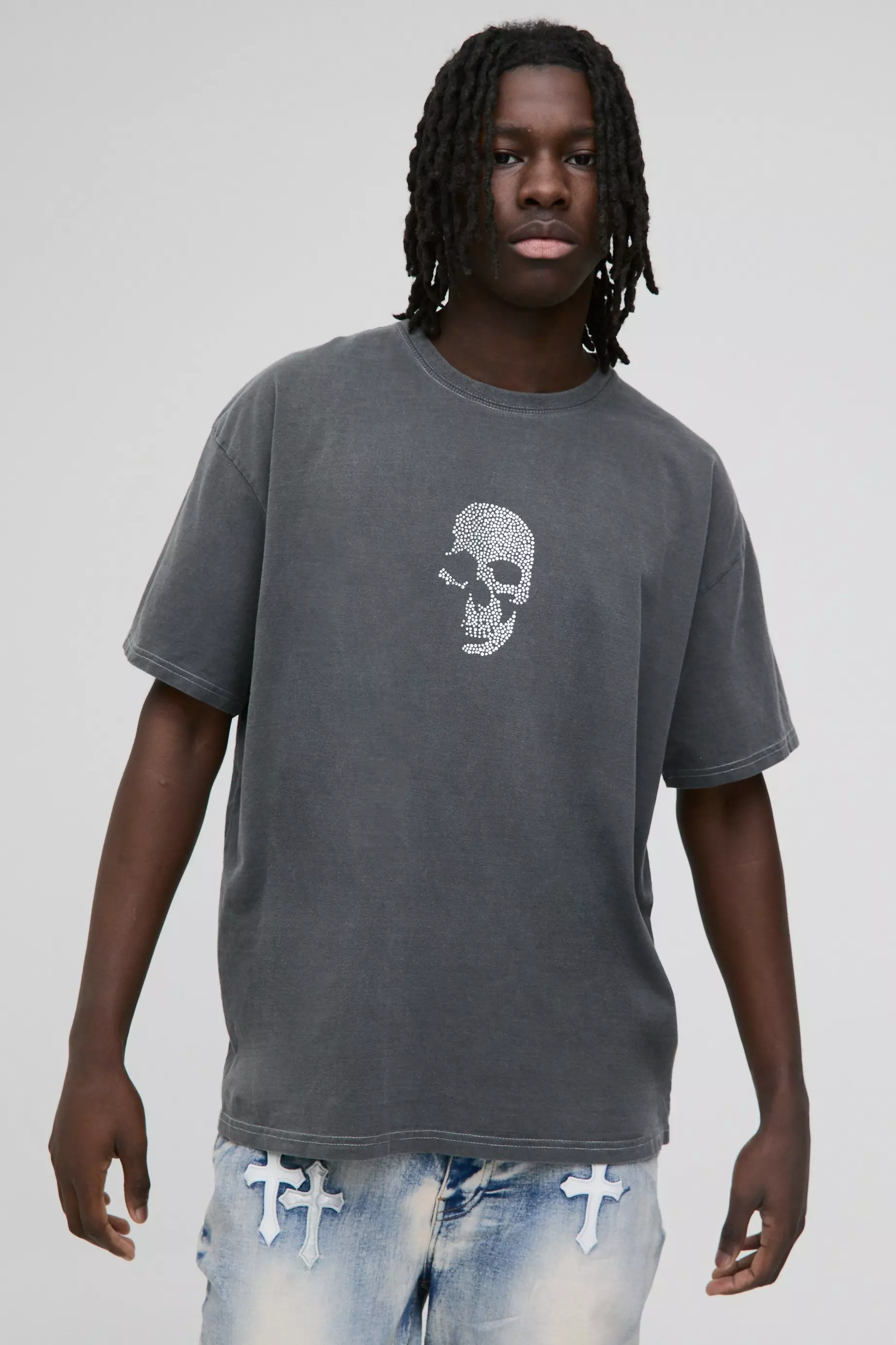 Charcoal Oversized Skull Rhinestone Washed Graphic T-Shirt alternative image