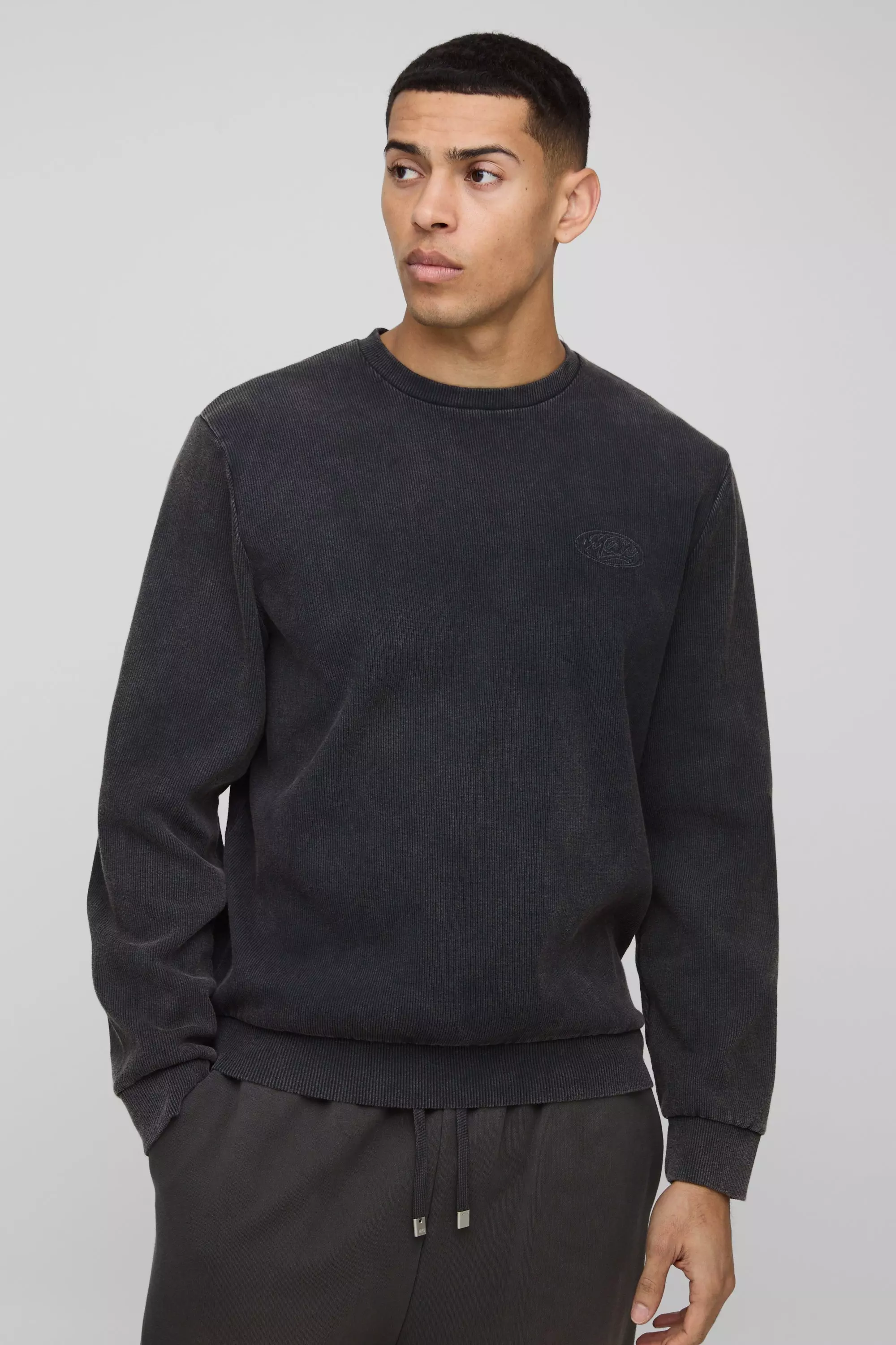 Sweat droit délavé à broderie - MAN, Charcoal autre image
