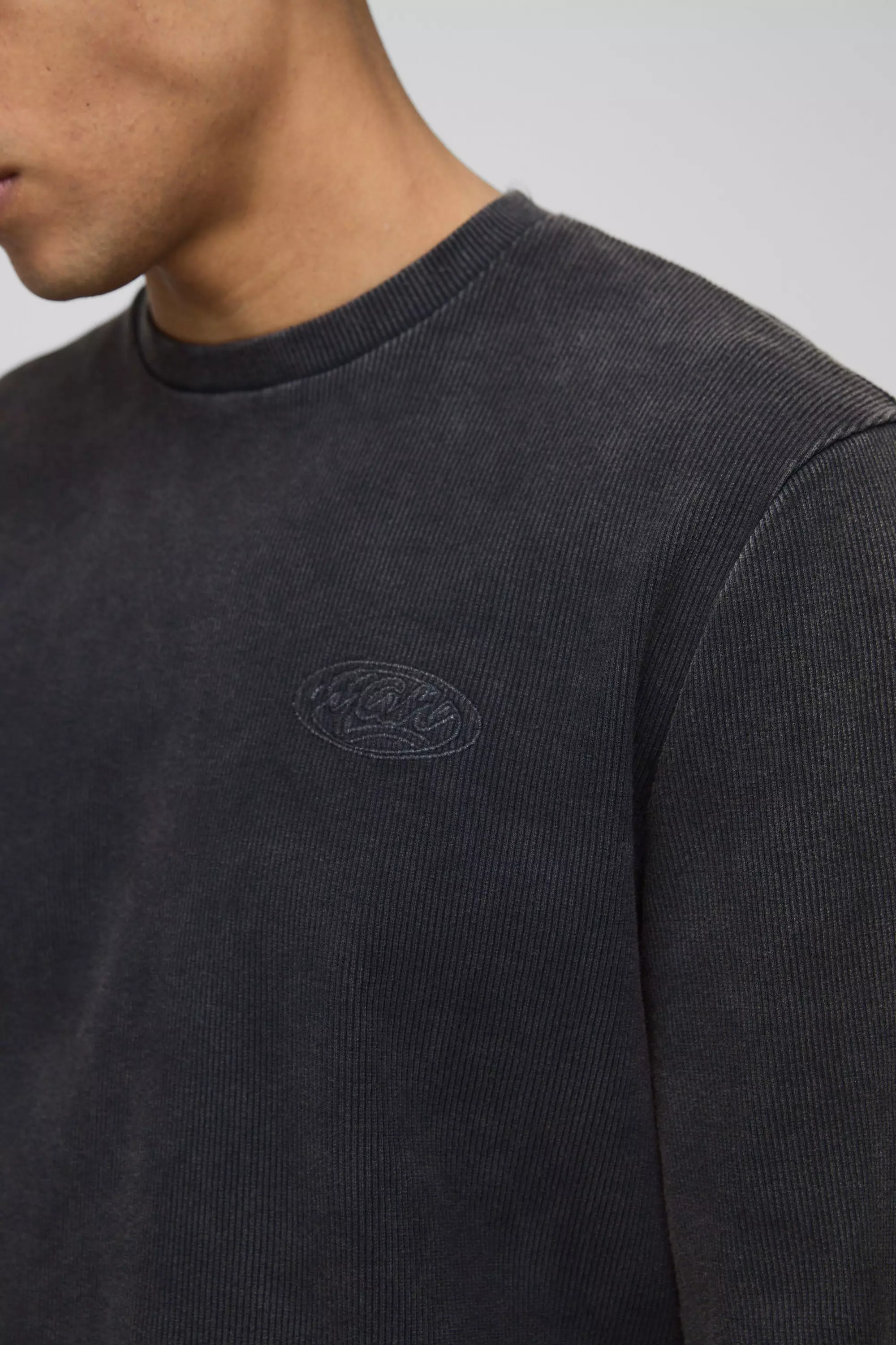 Sweat droit délavé à broderie - MAN, Charcoal autre image