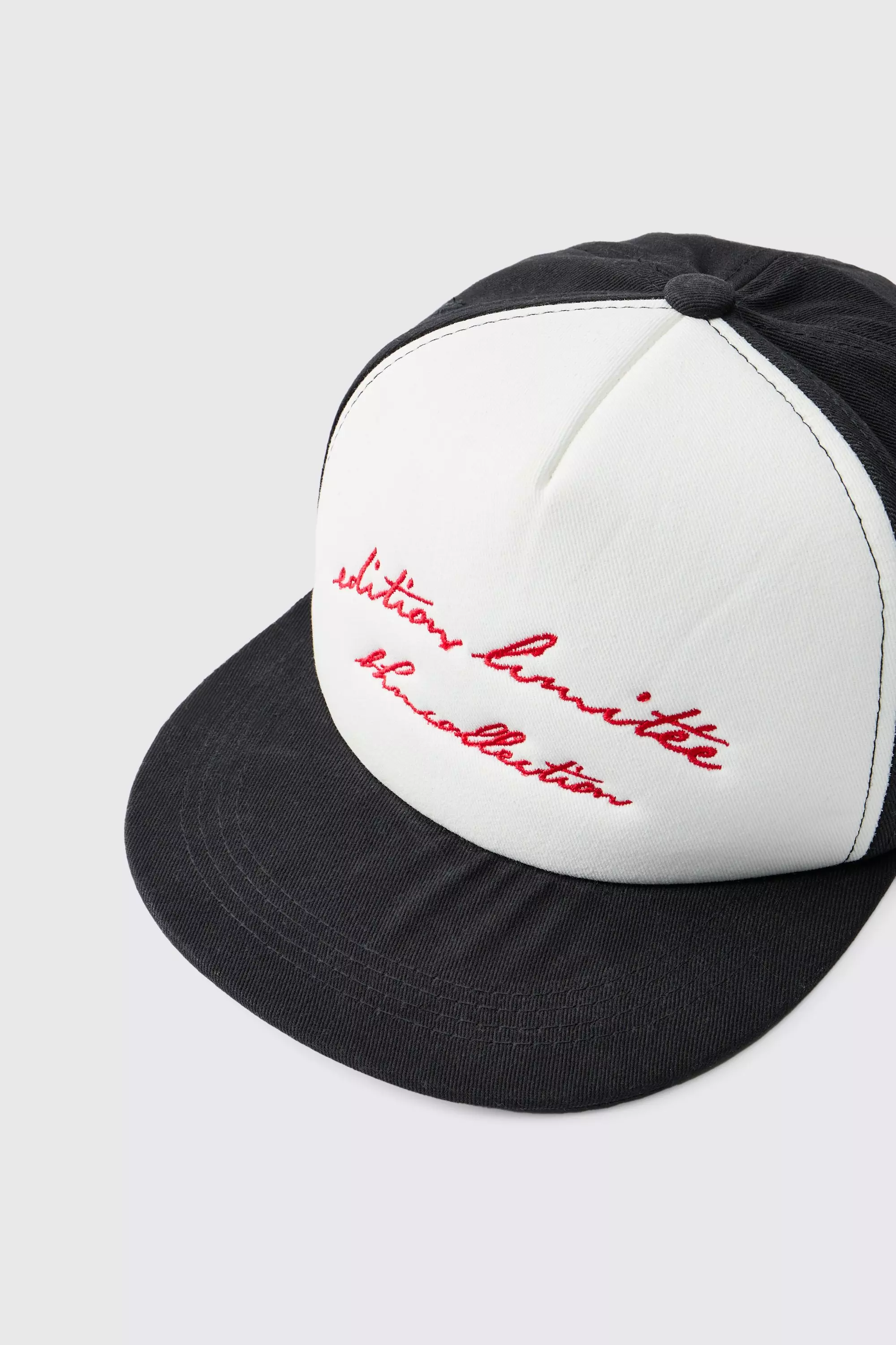 Black Limited Edition Keperstof Pet Met Tekst alternatieve afbeelding