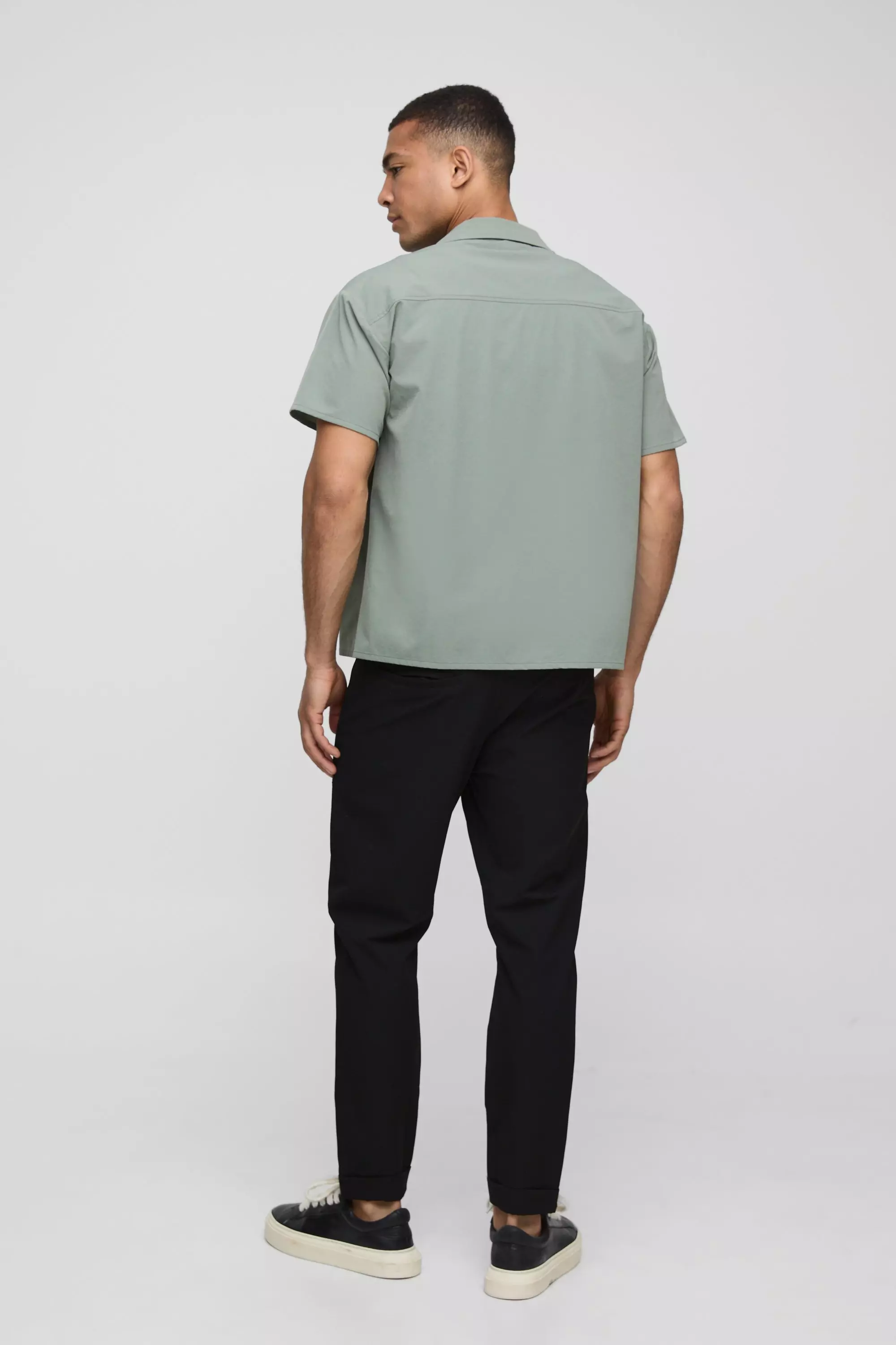 Kurzärmliges kastiges Stretch-Hemd, Light khaki alternatives Bild