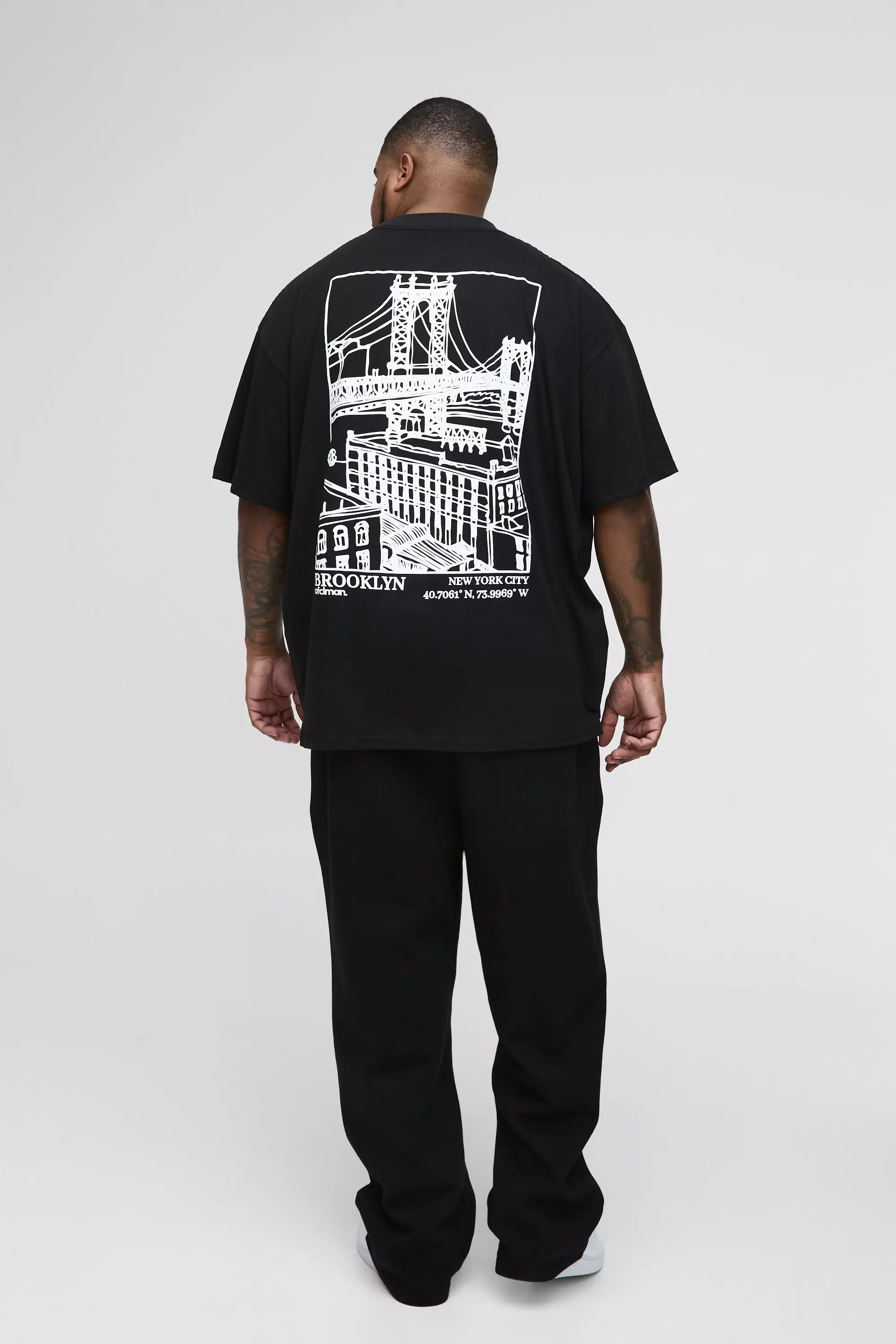 Plus Oversized Extended Neck Brooklyn Landscape Graphic T-shirt | boohooMAN USA