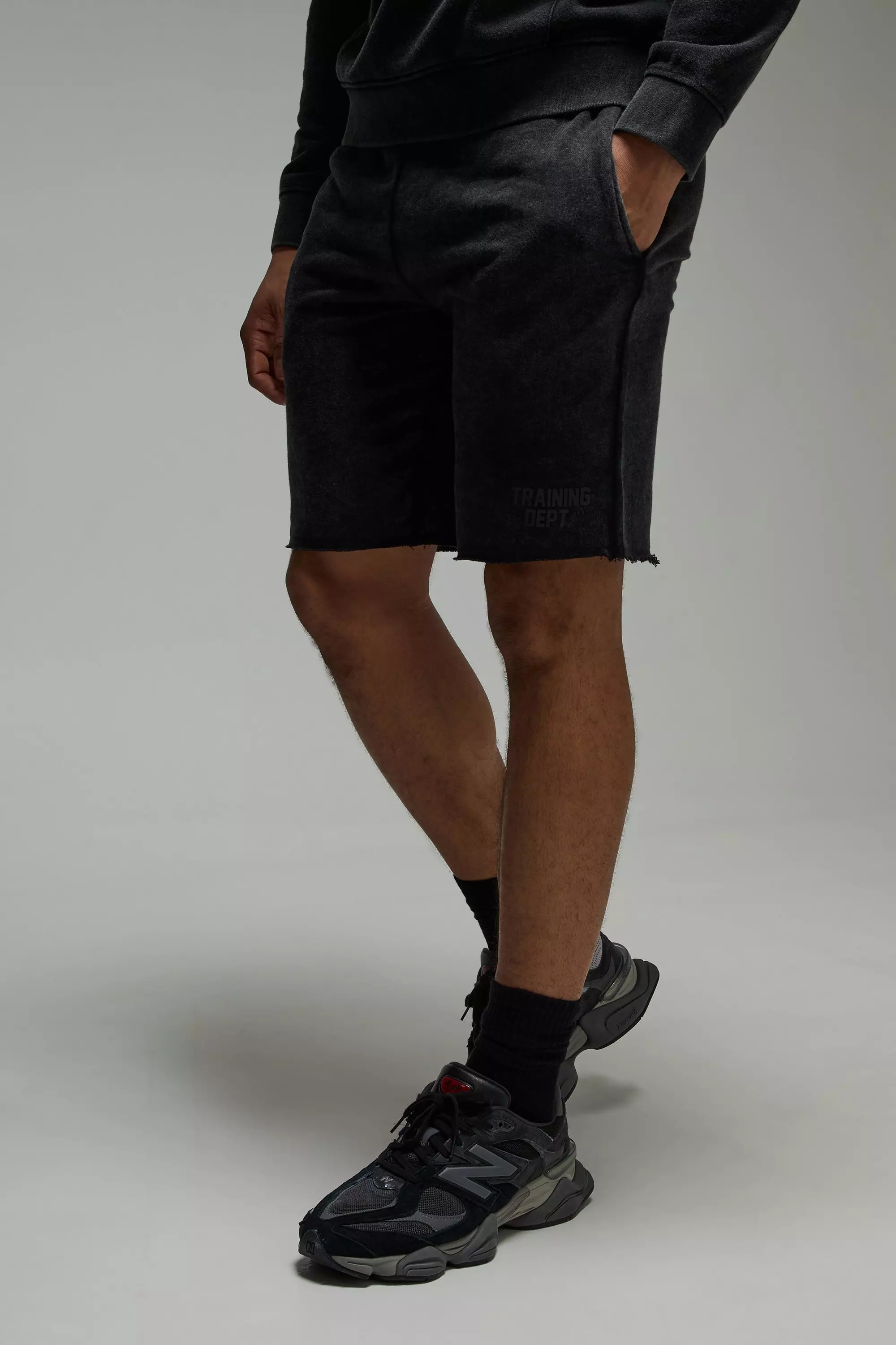Black Man Active Training Dept Washed 9inch Short alternative image