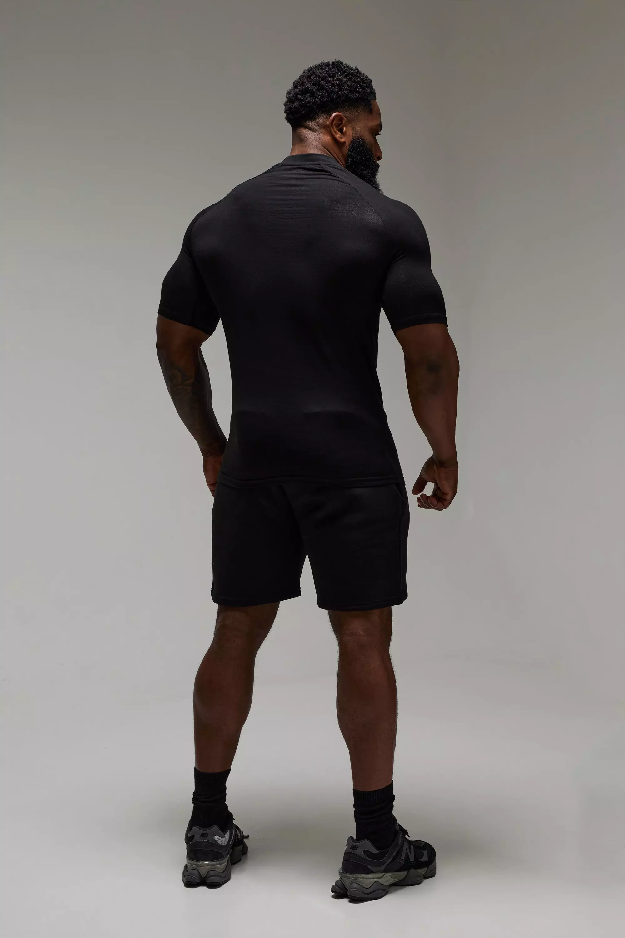T-shirt de sport moulant - MAN Active, Black autre image