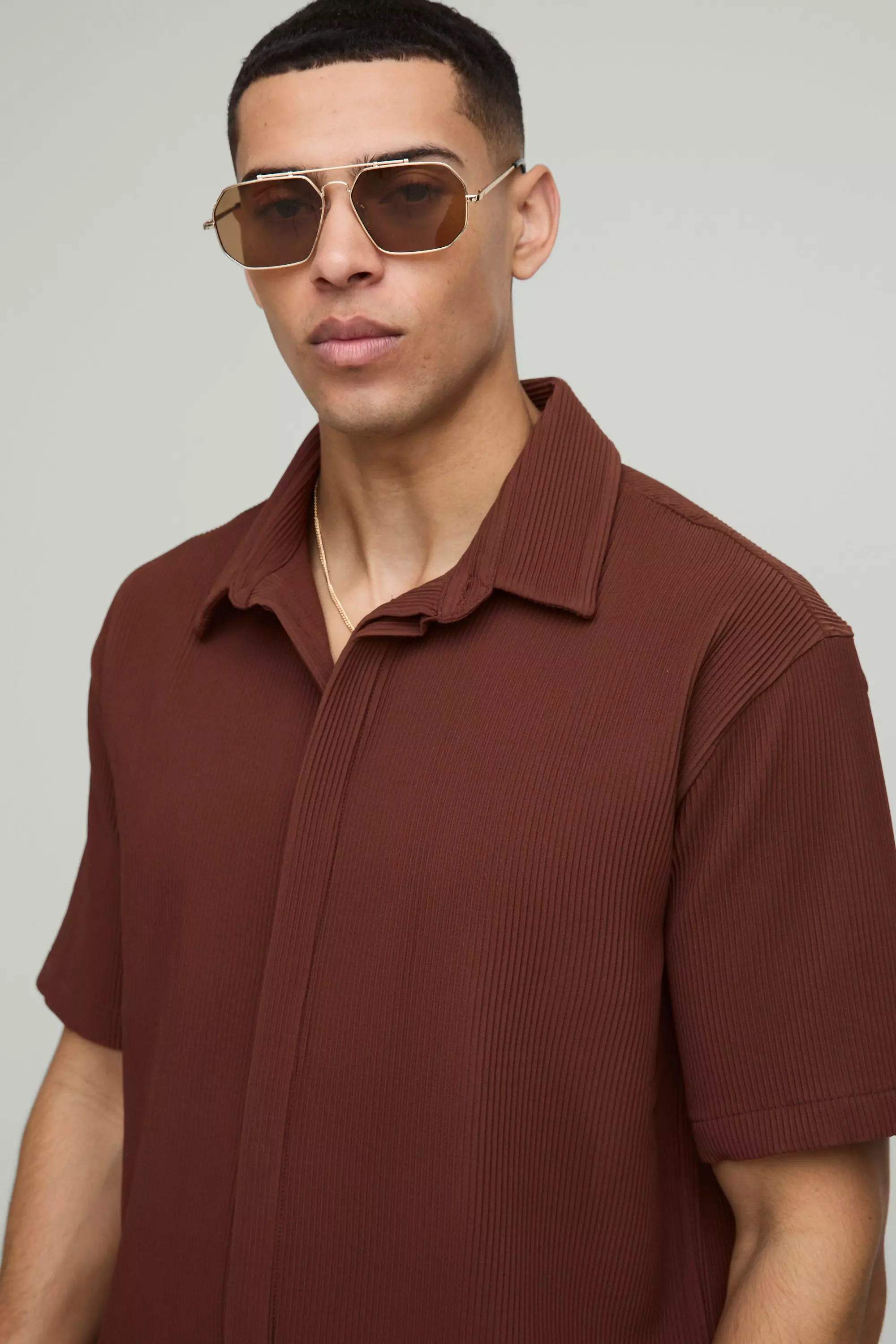 Relaxed Fit Elasticated Waist Pleated Pants | boohooMAN USA