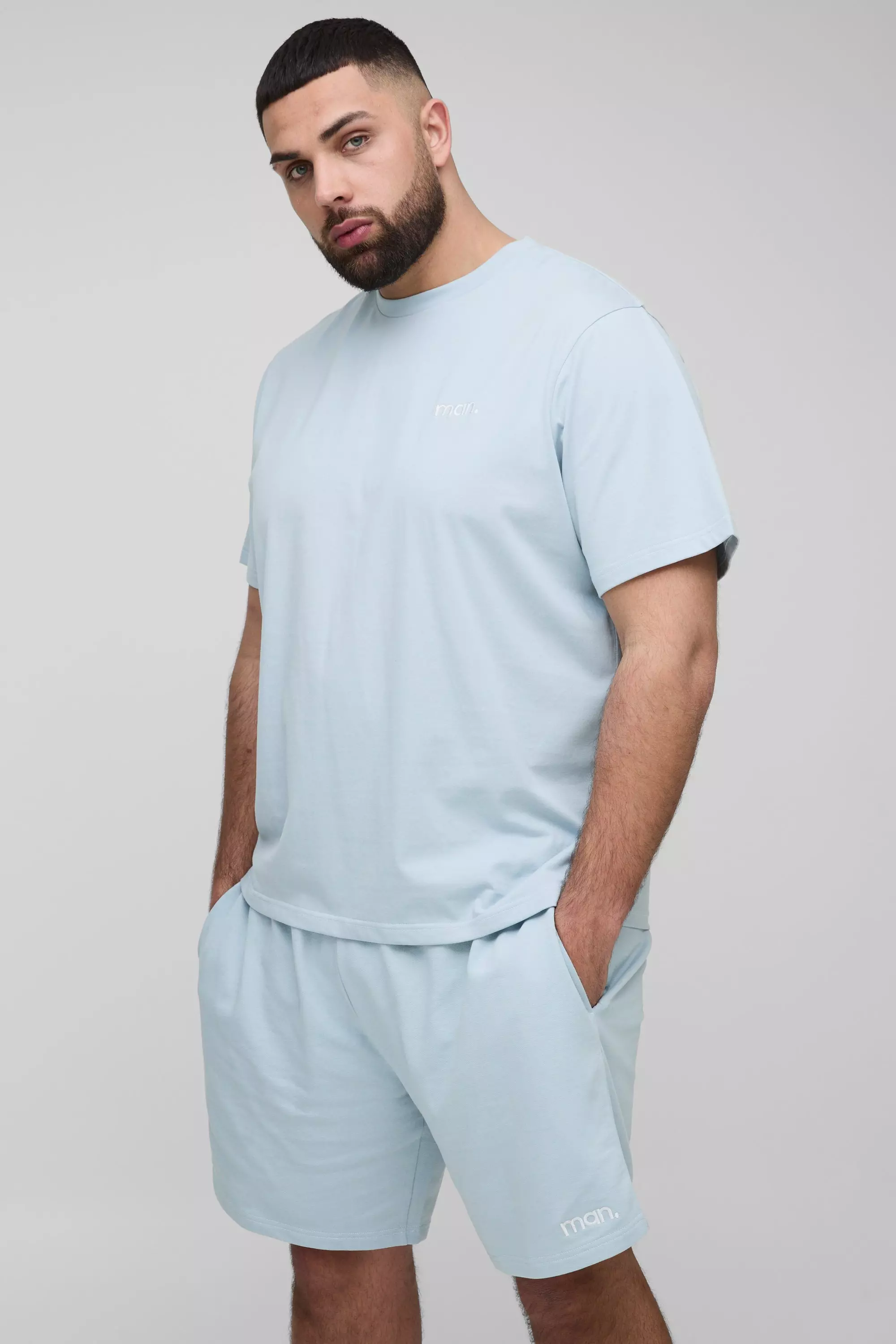 Plus besticktes Man T-Shirt und Shorts, Light blue alternatives Bild