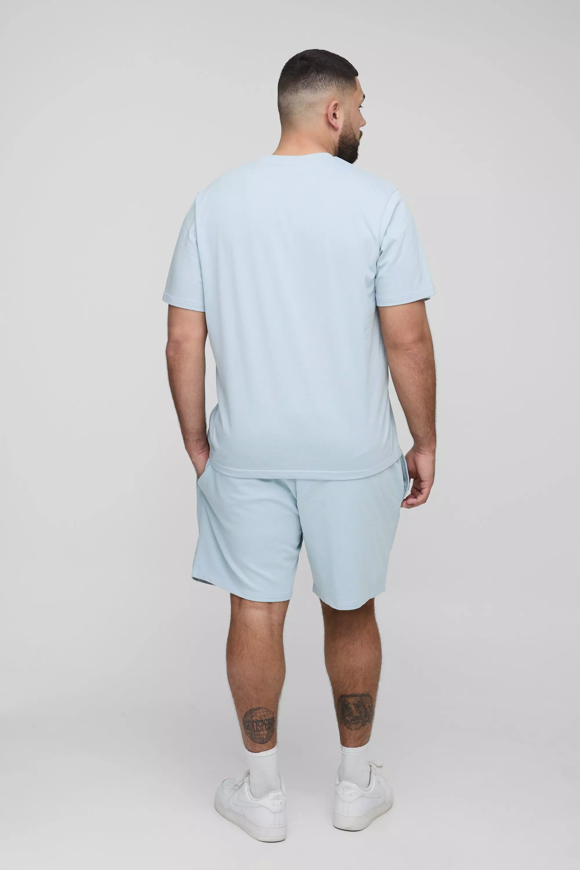 Plus besticktes Man T-Shirt und Shorts, Light blue alternatives Bild
