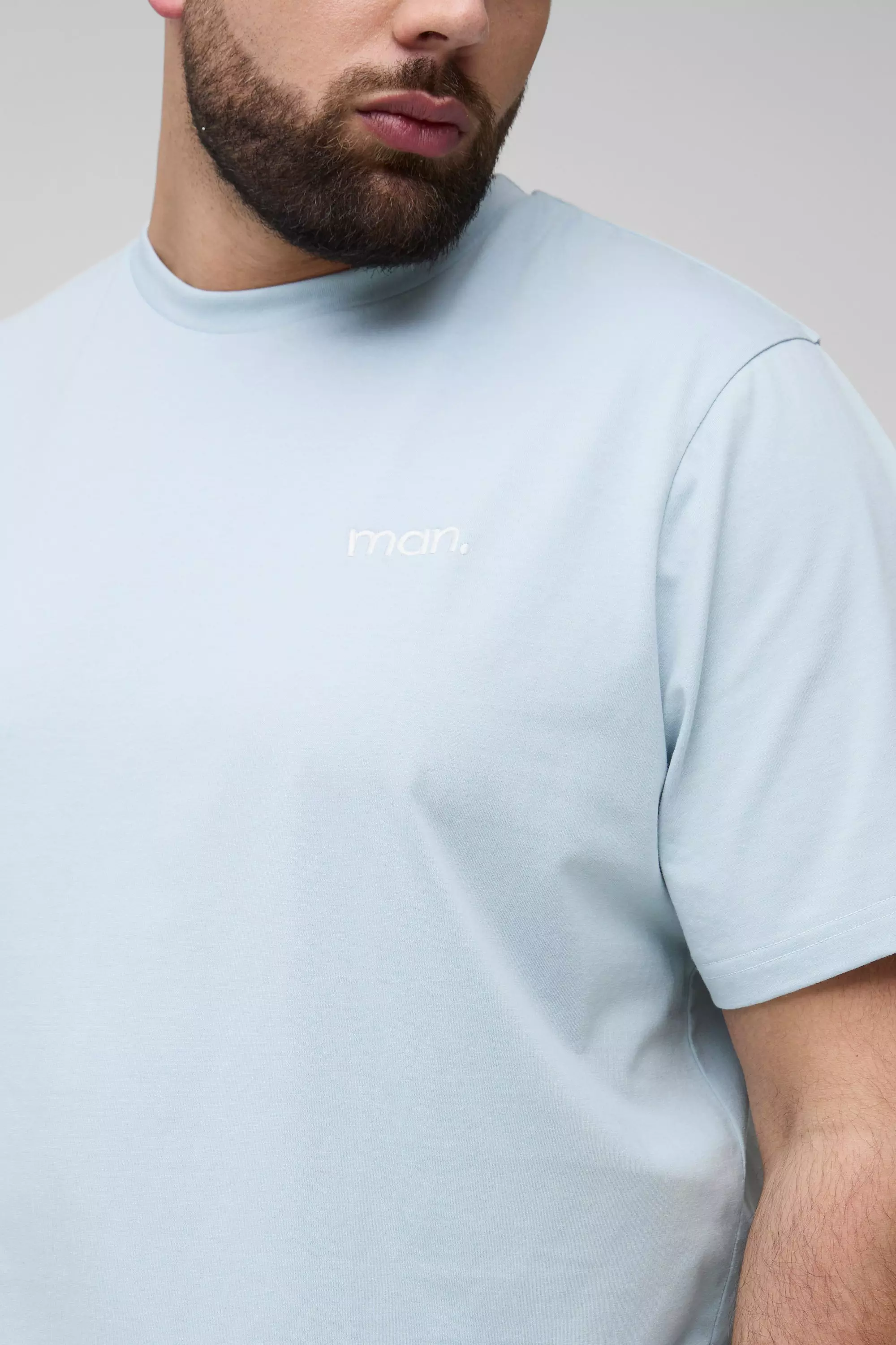 Plus besticktes Man T-Shirt und Shorts, Light blue alternatives Bild