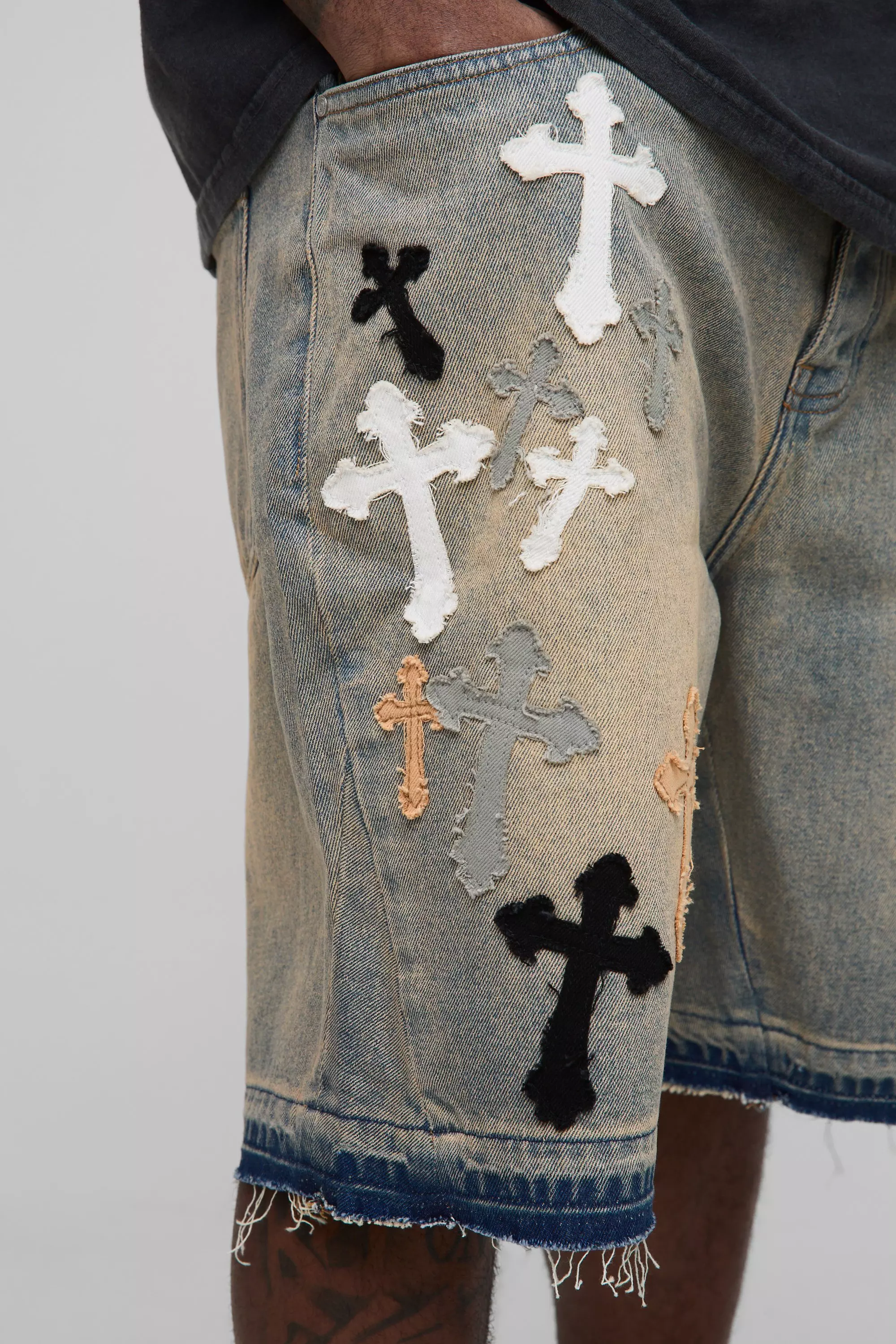 Antique wash Plus Cross Applique Raw Hem Denim Shorts alternative image