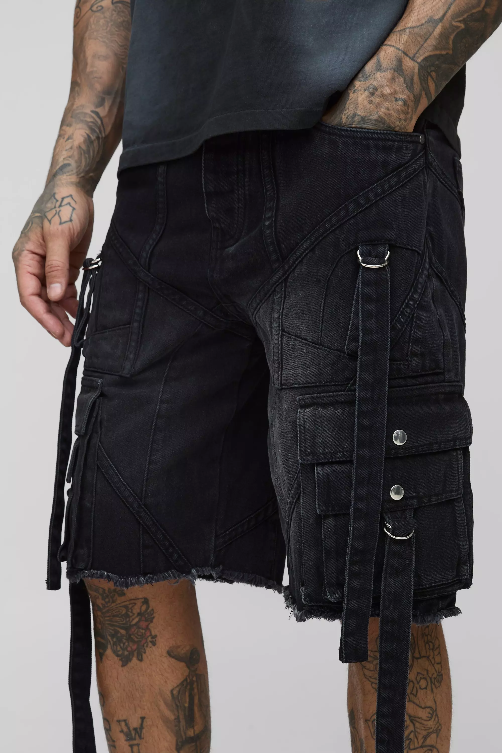 Tall lockere Cargo-Jeansshorts, Washed black alternatives Bild