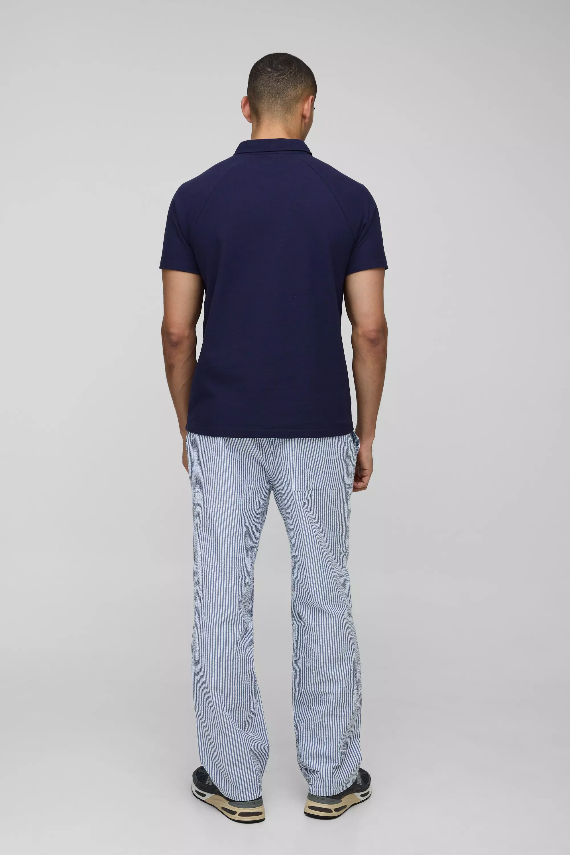 Elasticated Relaxed Fit Striped Seersucker Pants | boohooMAN USA