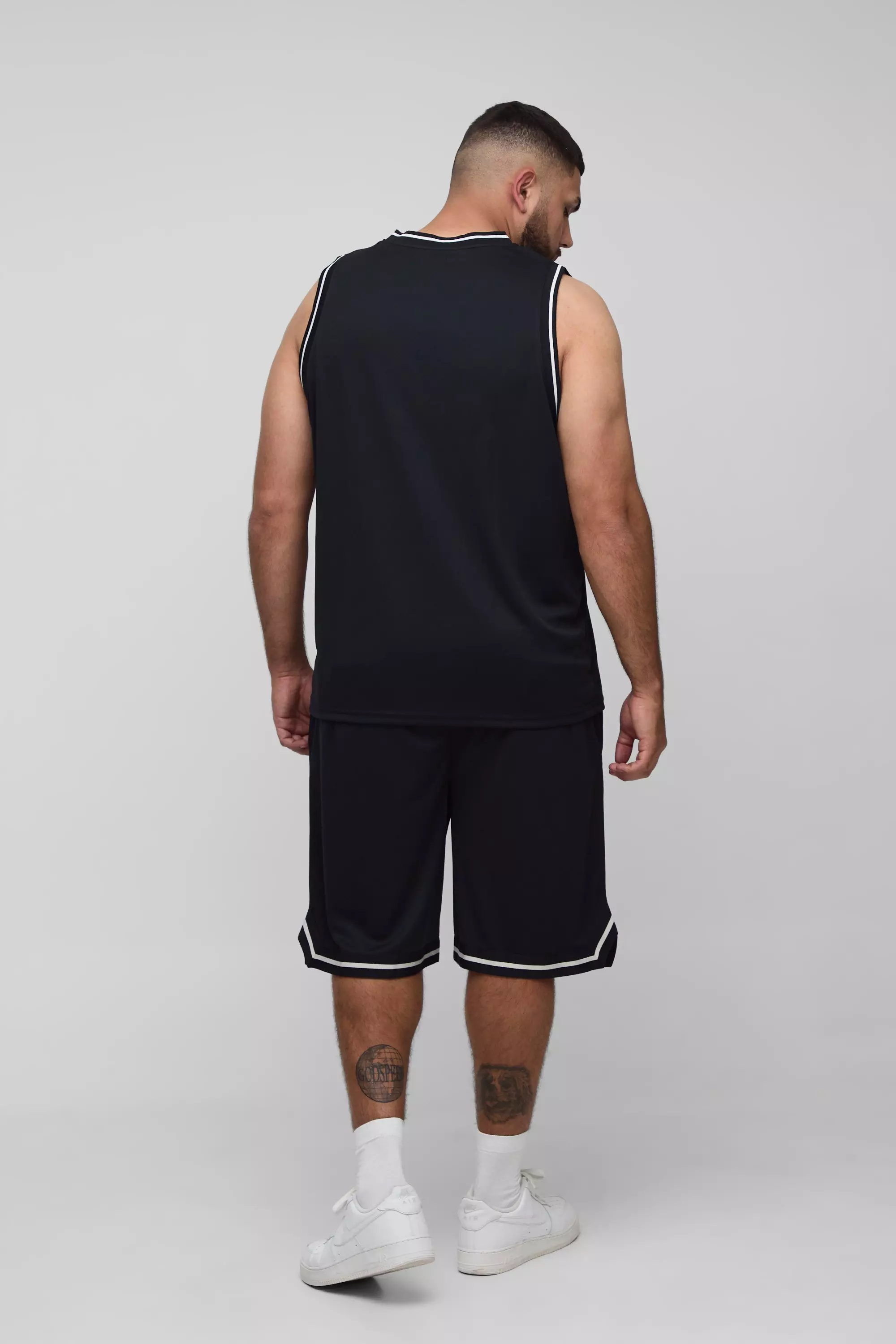 boohoo BM刺繍 Airtex タンク & Basketball ショート 上下セット Plus BM Embroidered Airtex Vest & Basketball Fit Short Set