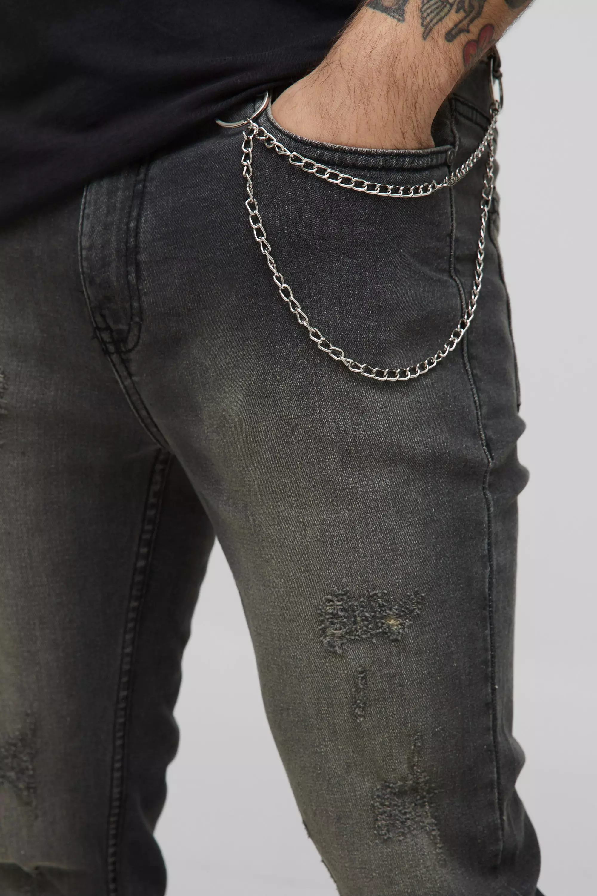 Skinny Stretch Distressed Washed Grey Jeans With Chain | boohooMAN USA