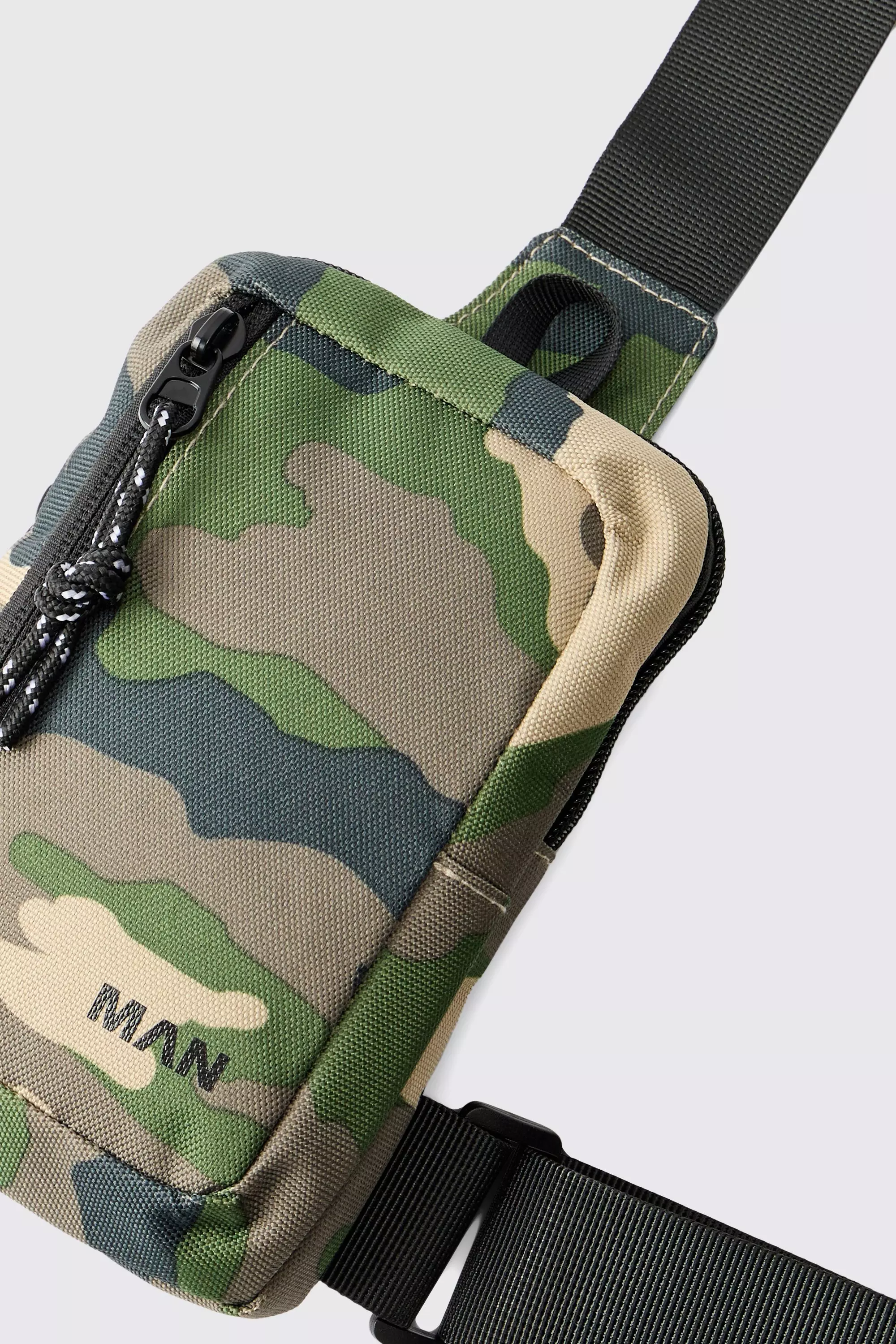 Sac à bandoulière à imprimé camouflage - MAN, Camo autre image
