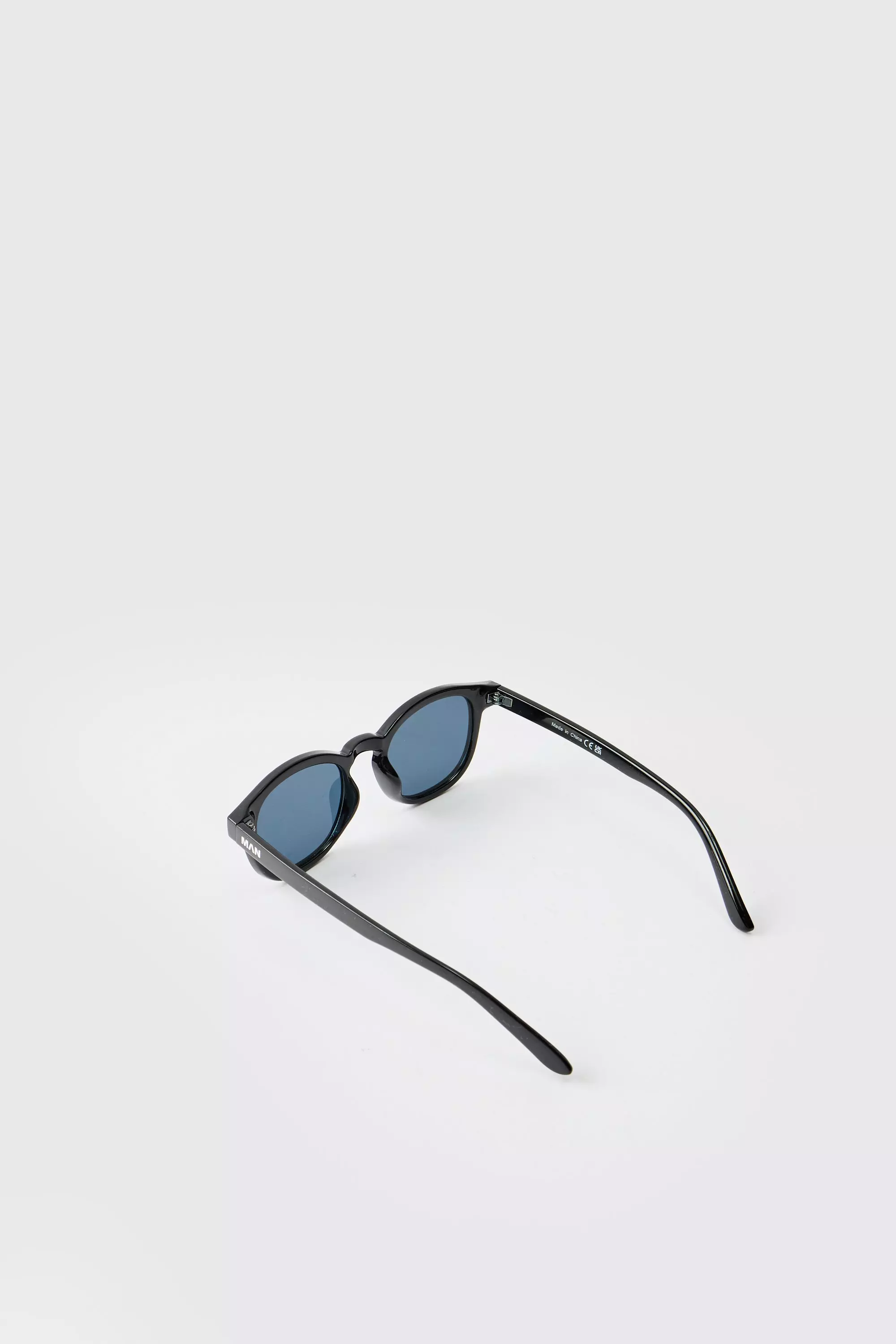 Lunettes de soleil rétro - MAN, Black autre image