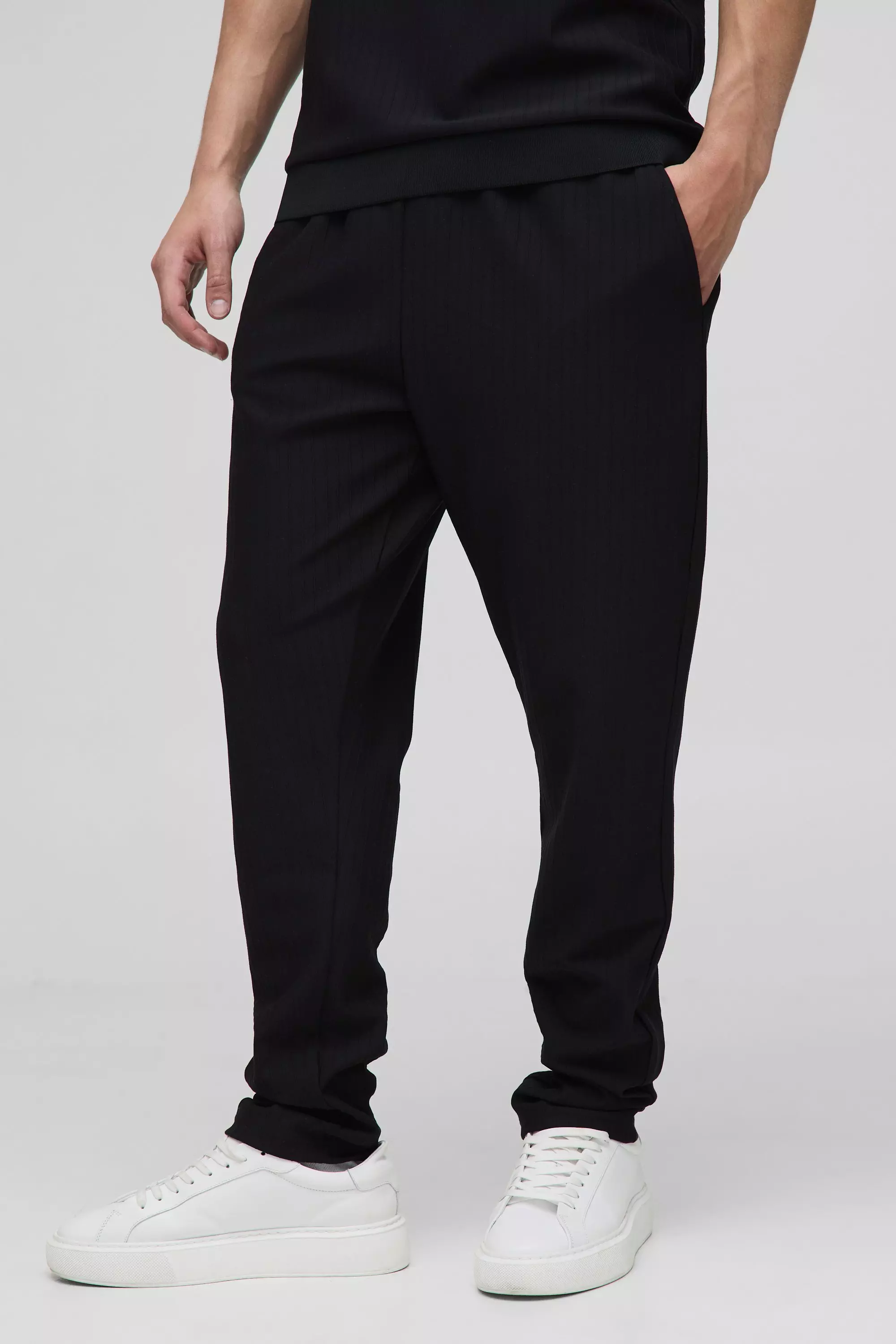 Black Slim Fit Textured Stripe Tapered Sweatpants alternative image