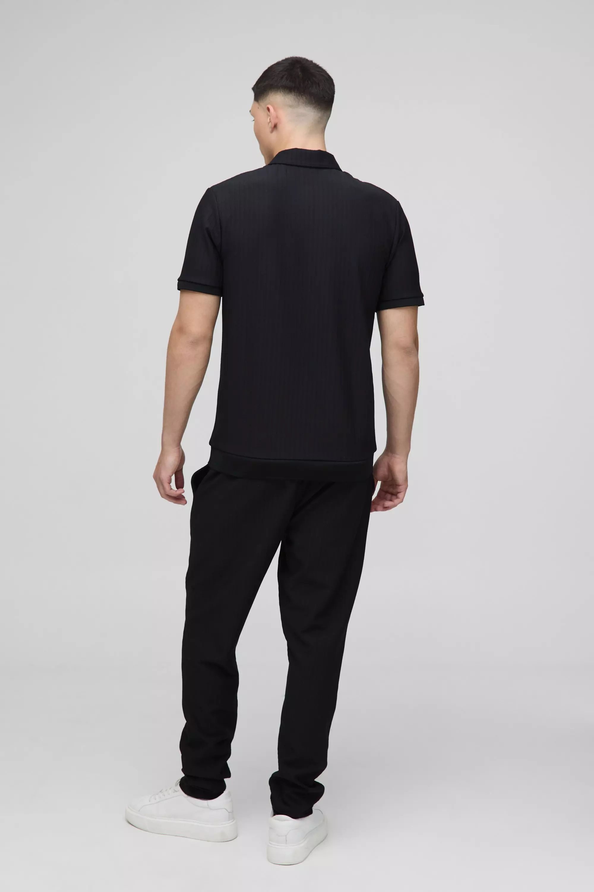 Black Slim Fit Textured Stripe Tapered Sweatpants alternative image