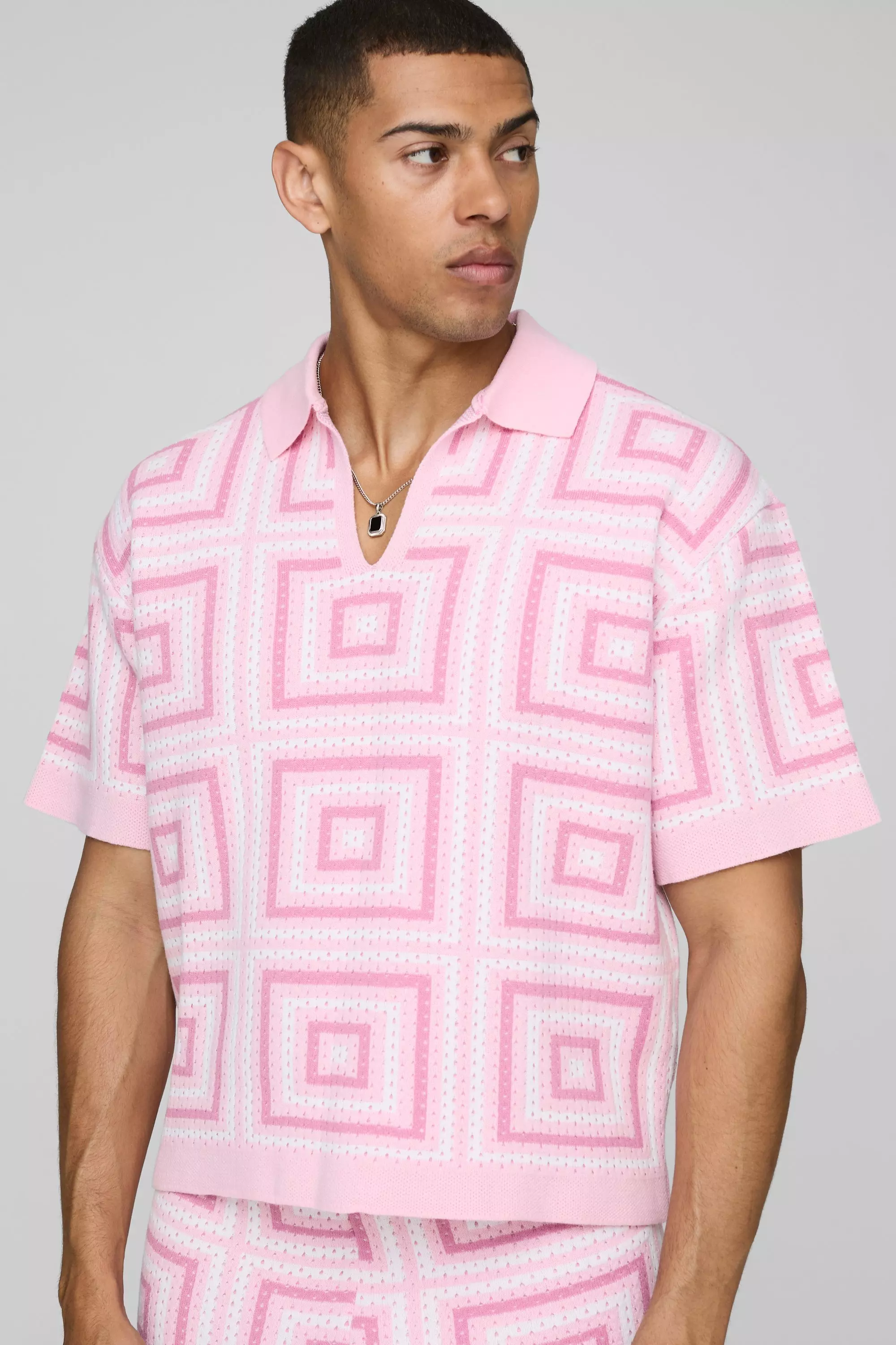 Pink Boxy Fit V Neck Crochet Knitted Polo alternative image