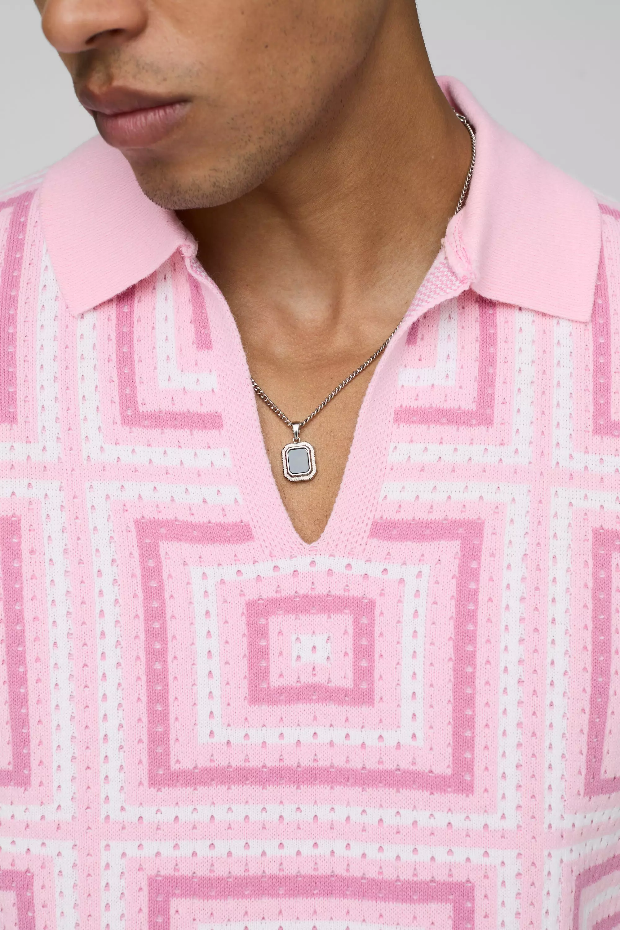 Pink Boxy Fit V Neck Crochet Knitted Polo alternative image